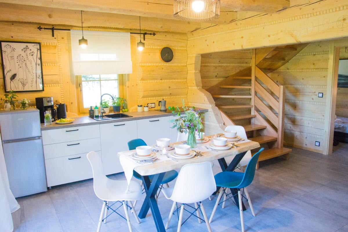 Three-Bedroom House - Photo 5