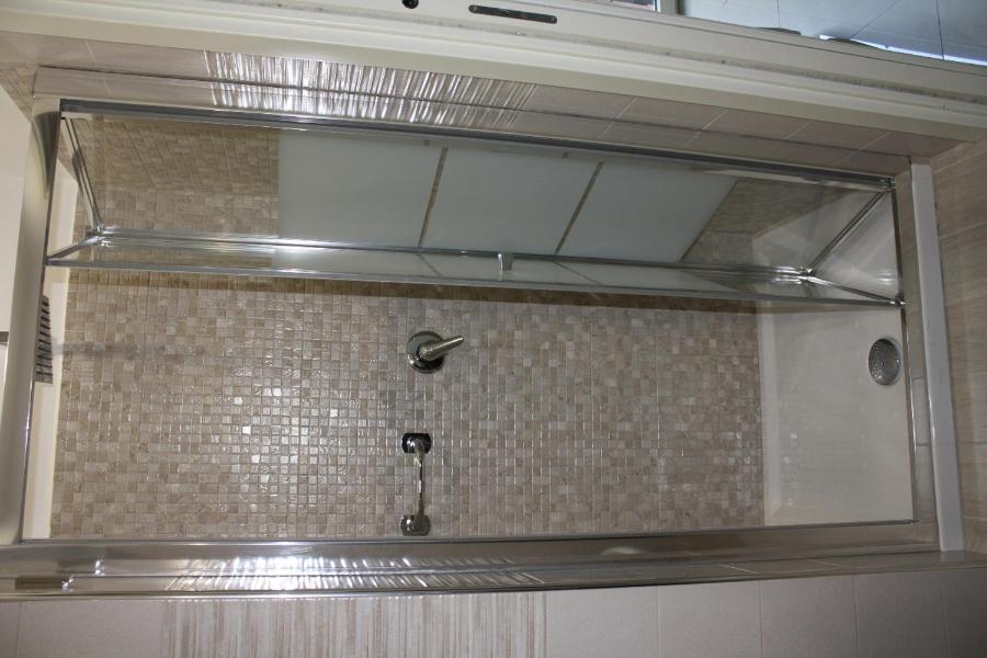 Large Double Room - Photo 6