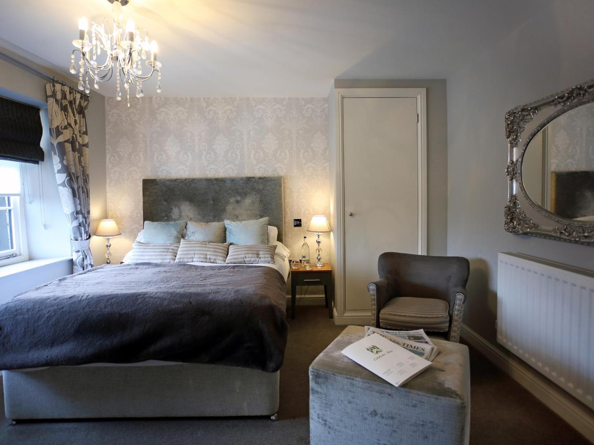 Double Room with Private Bathroom - Photo 1