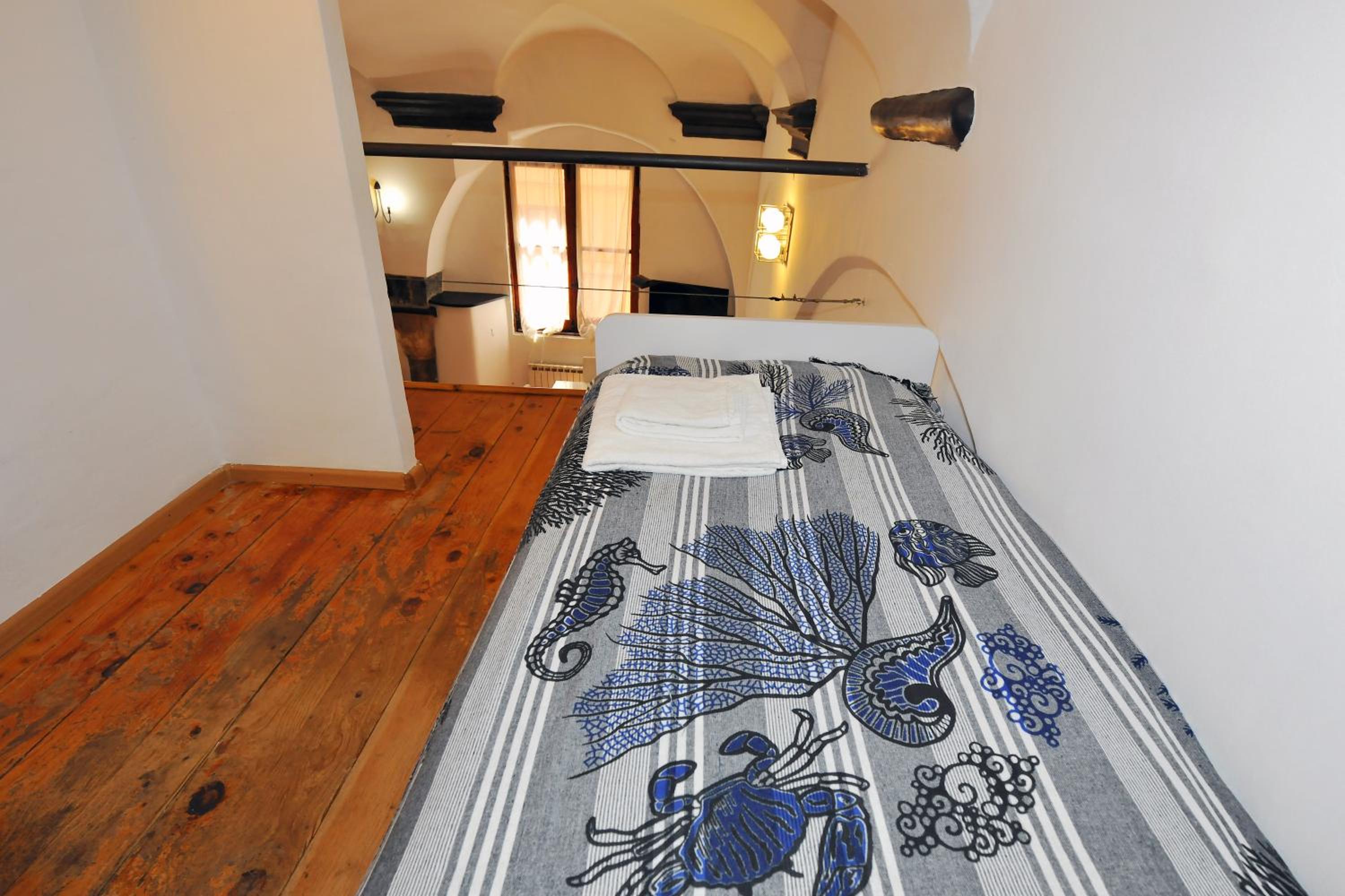 Two-Bedroom Apartment - Photo 22