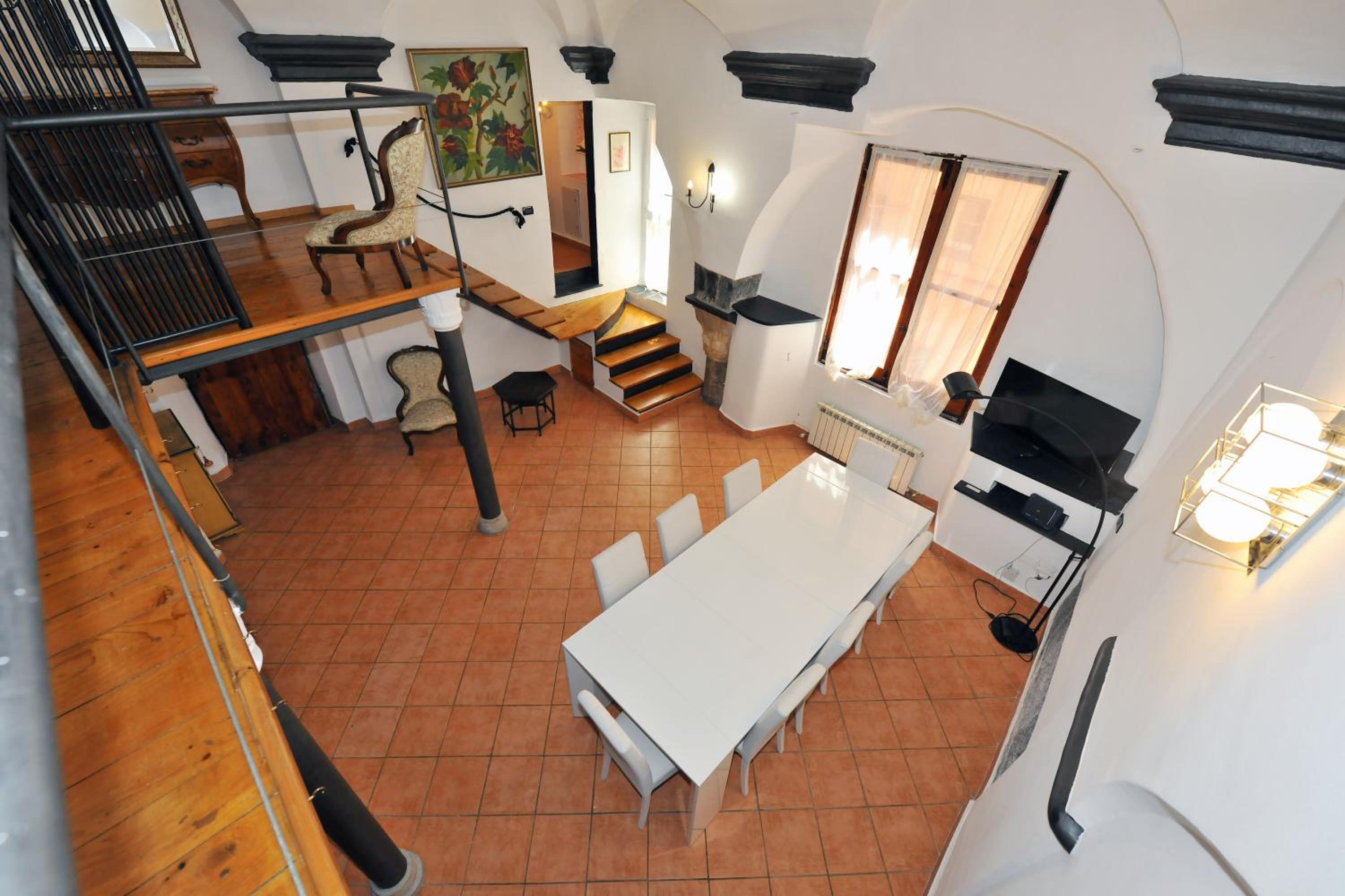 Two-Bedroom Apartment - Photo 11