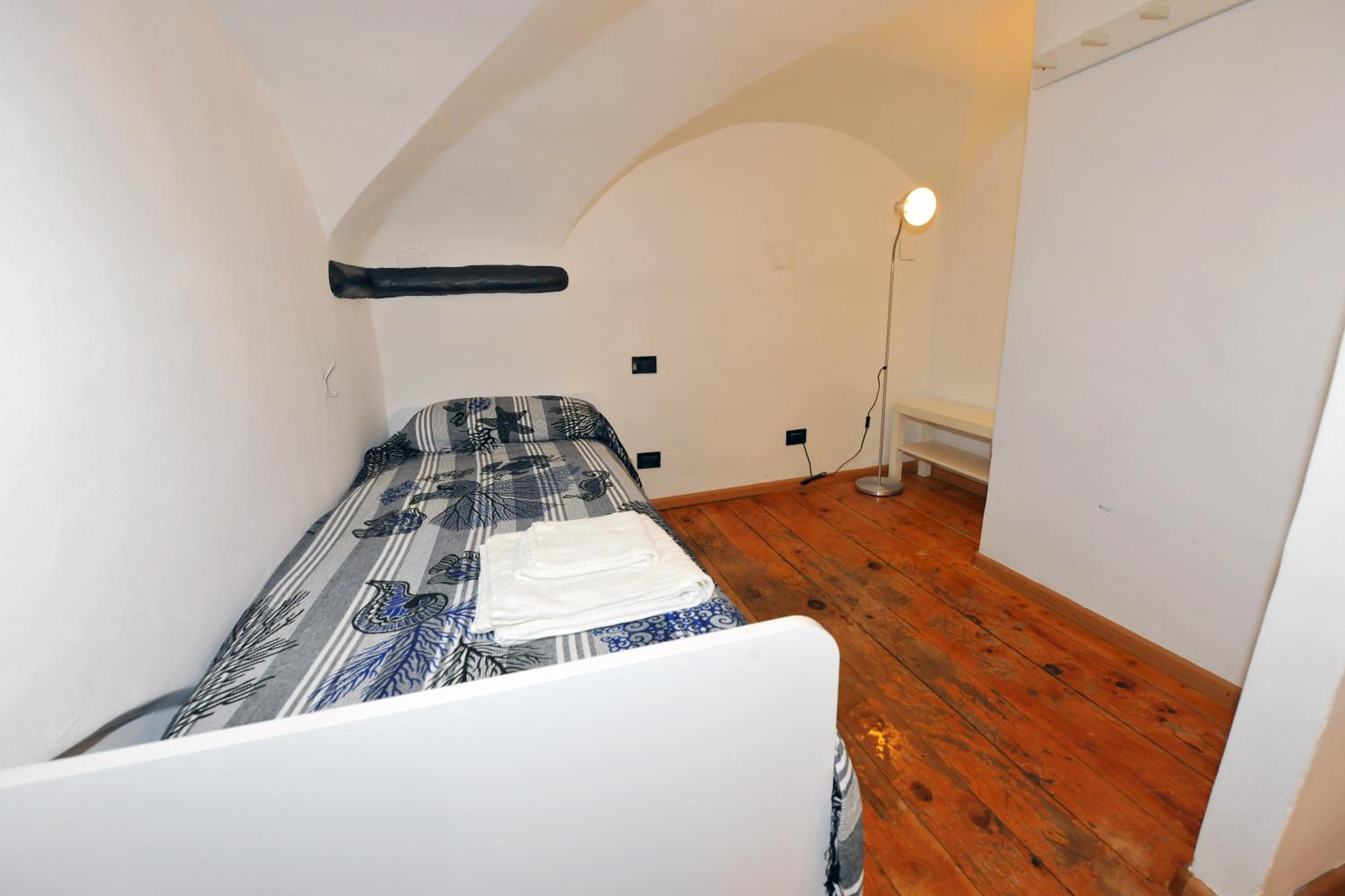 Two-Bedroom Apartment - Photo 12
