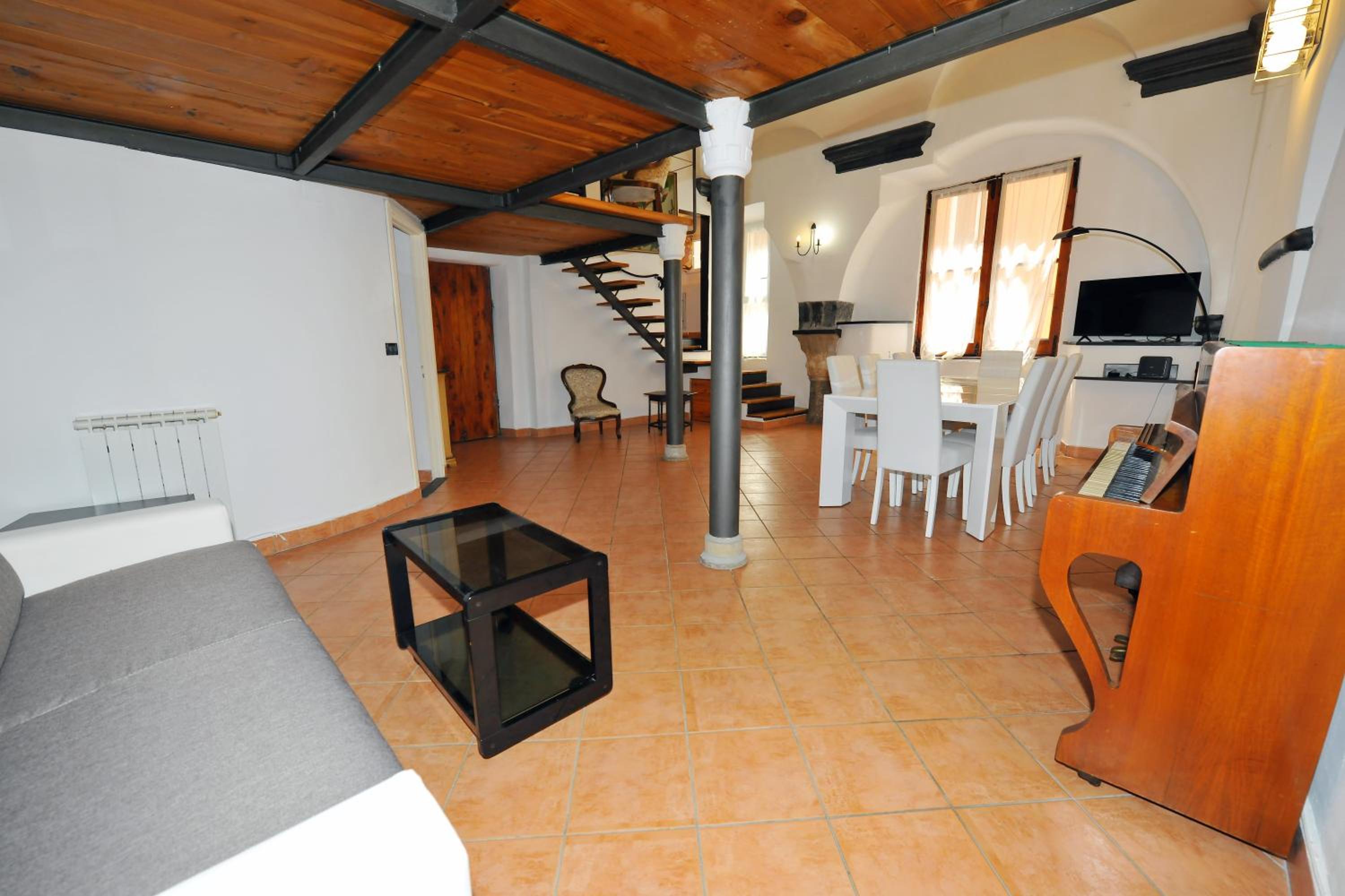 Two-Bedroom Apartment - Photo 10
