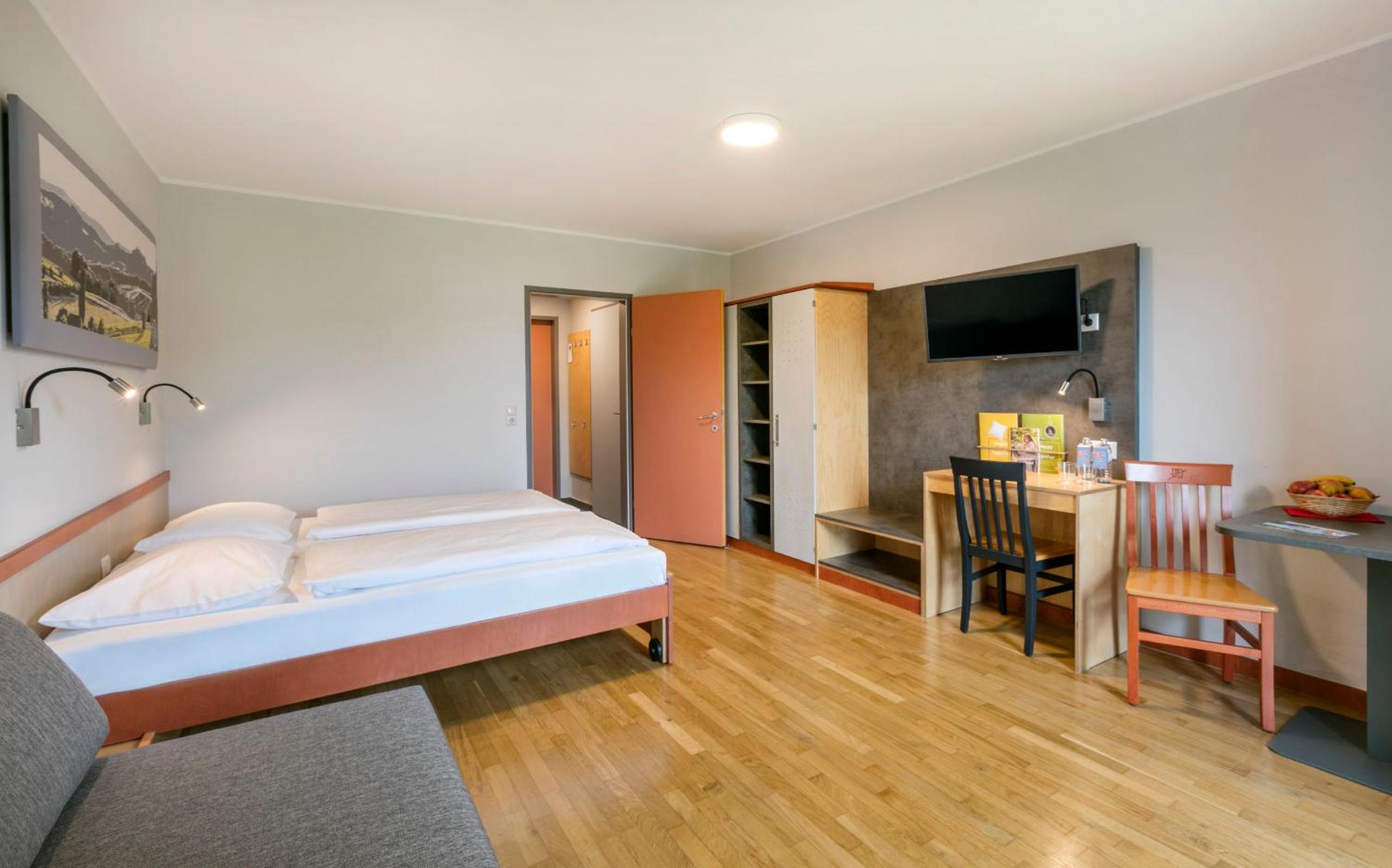Double Room - Photo 2