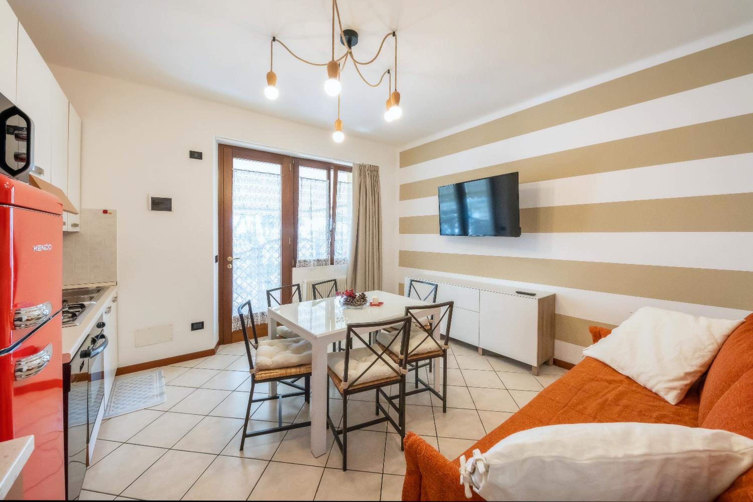 Two-Bedroom Apartment (4 Adults) with pool view