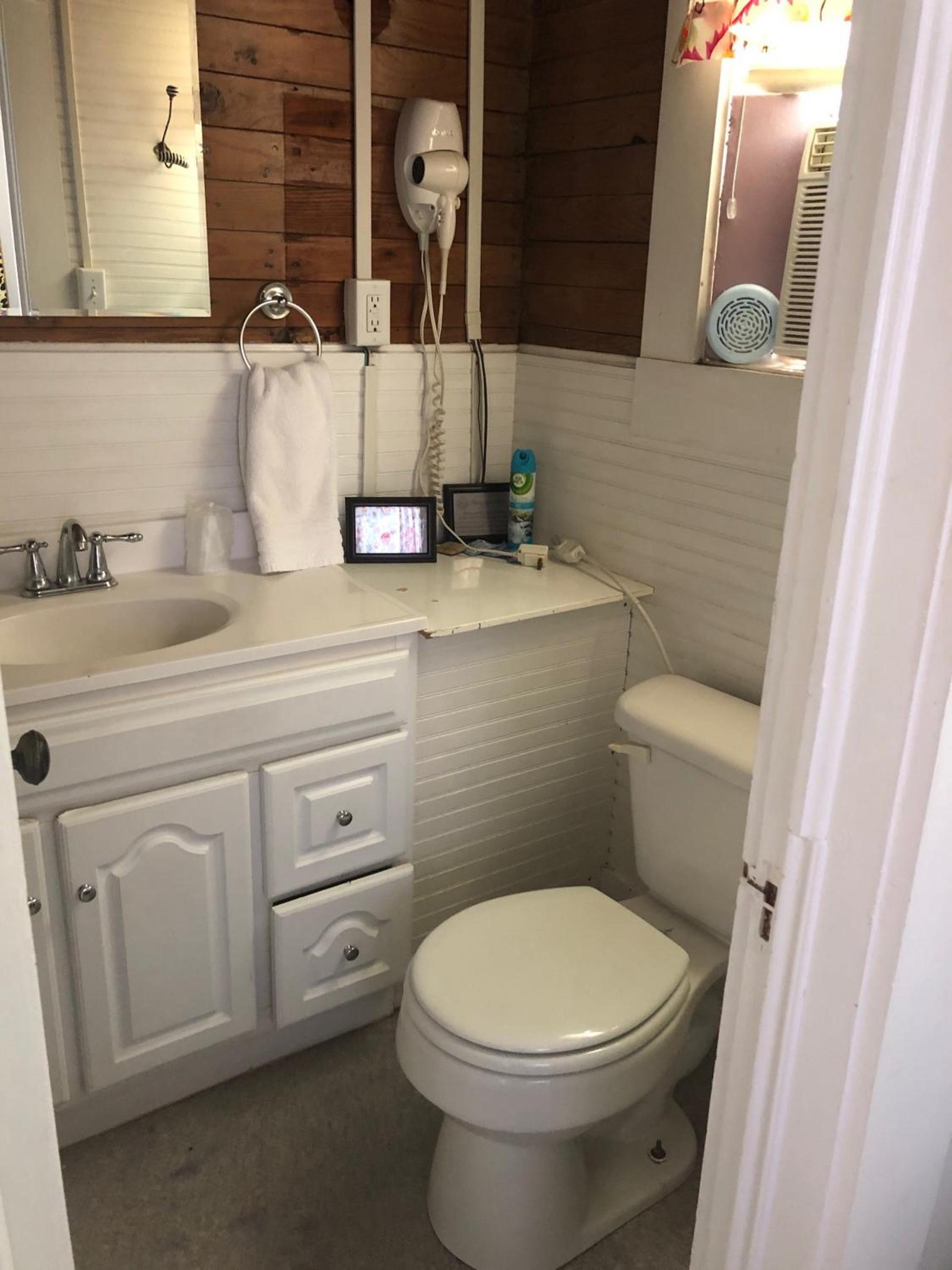 One-Bedroom Suite photo 2