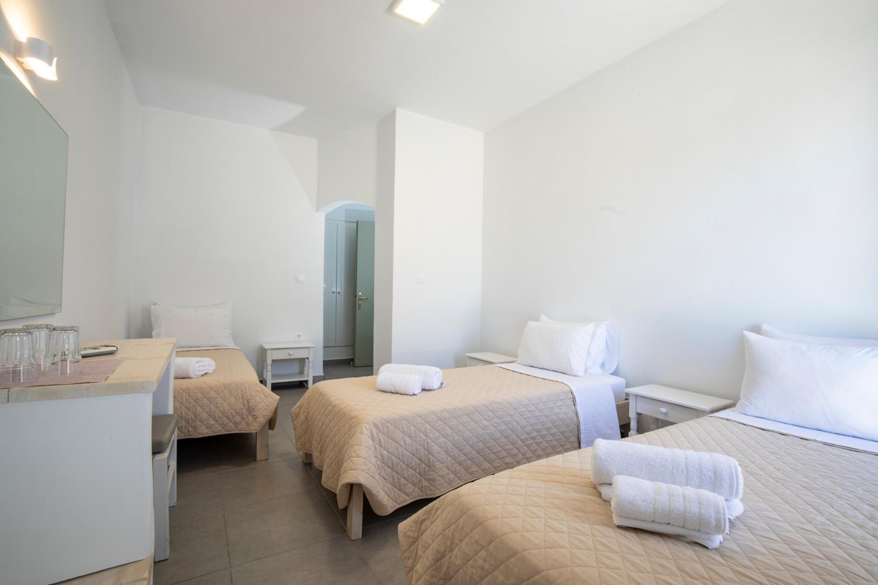 Triple Room photo 2