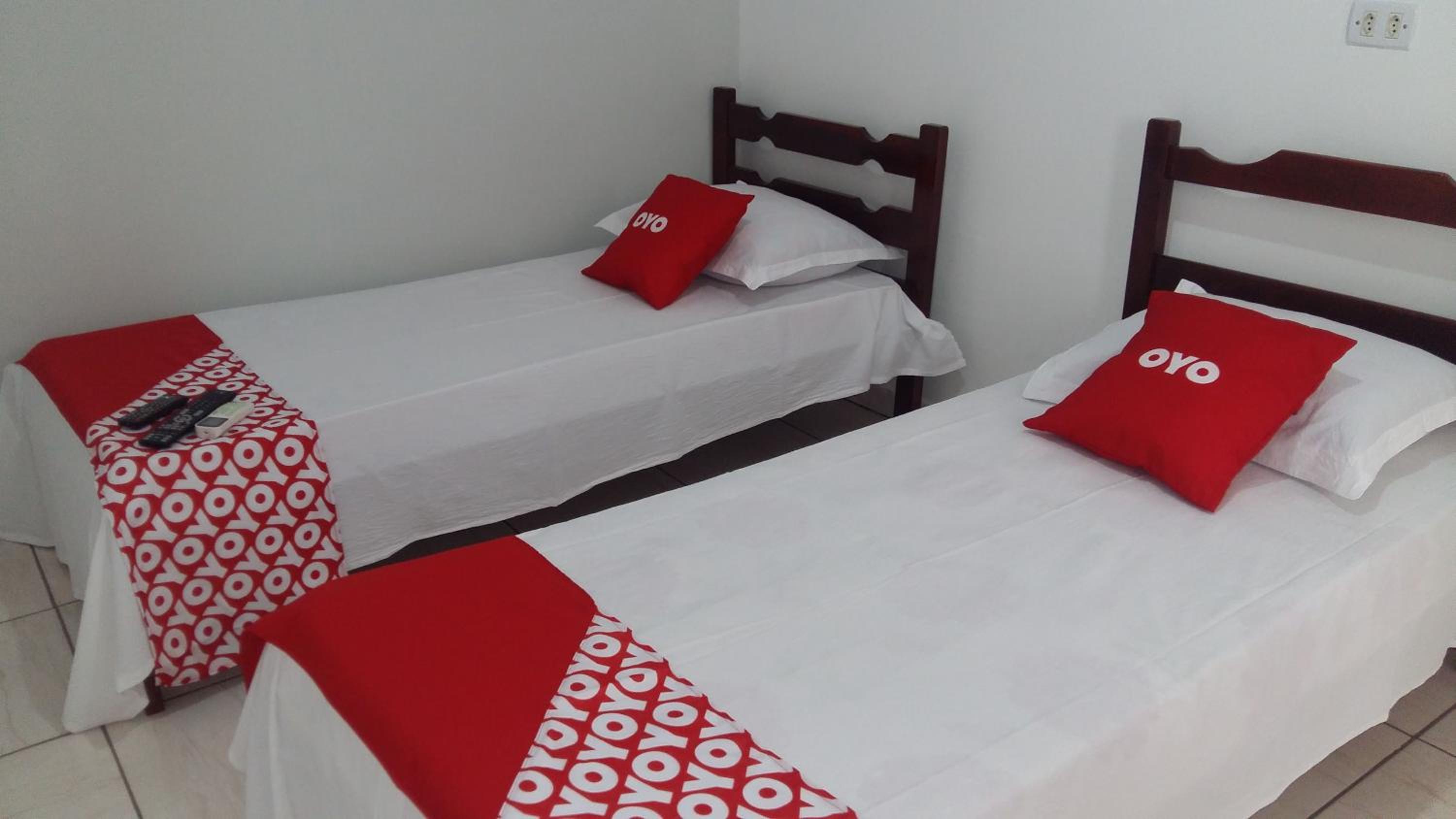 Twin Room - Photo 1