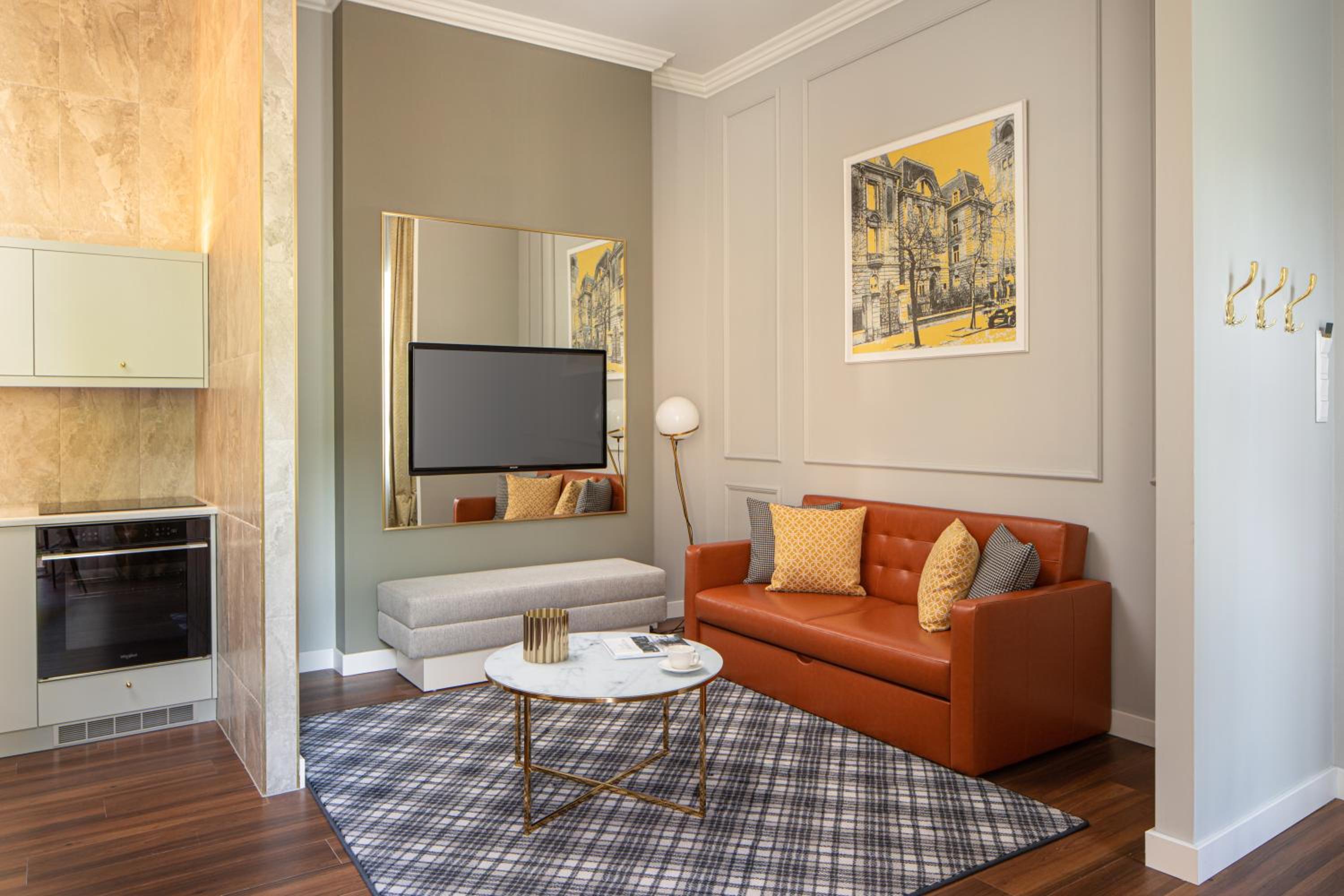 Deluxe Suite - Photo 4