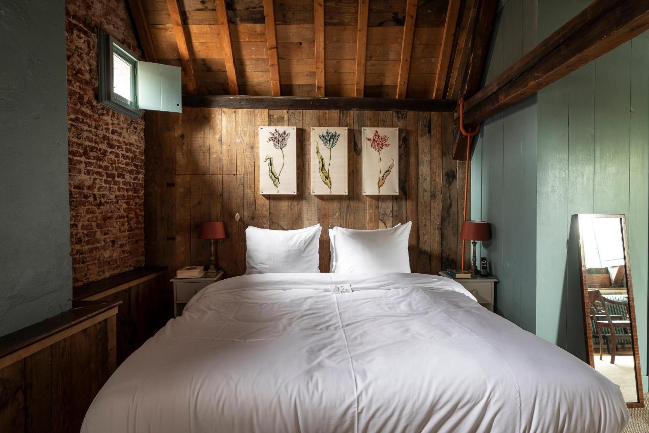 Standard Double Room - Photo 2