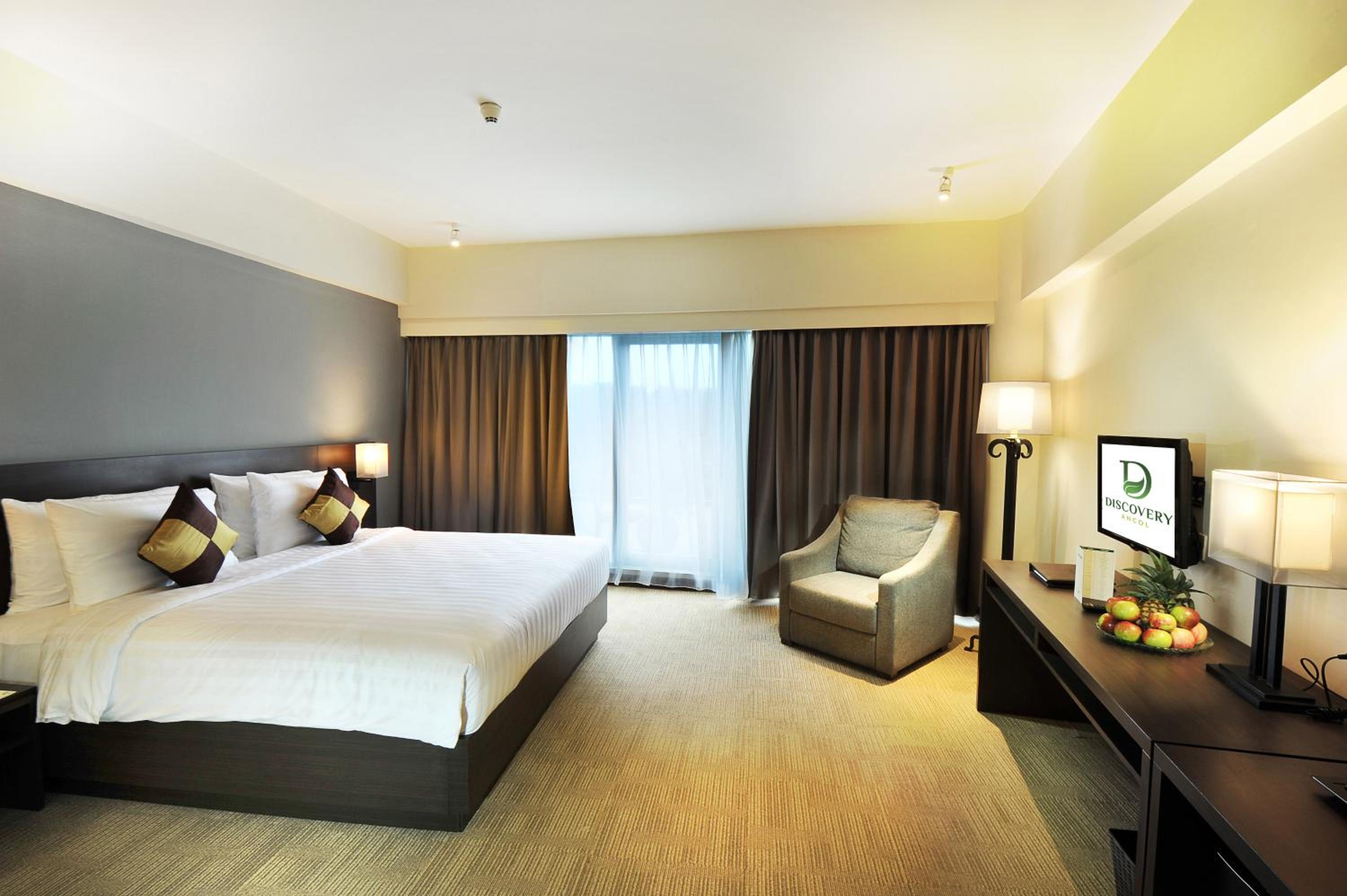 Premier King Room