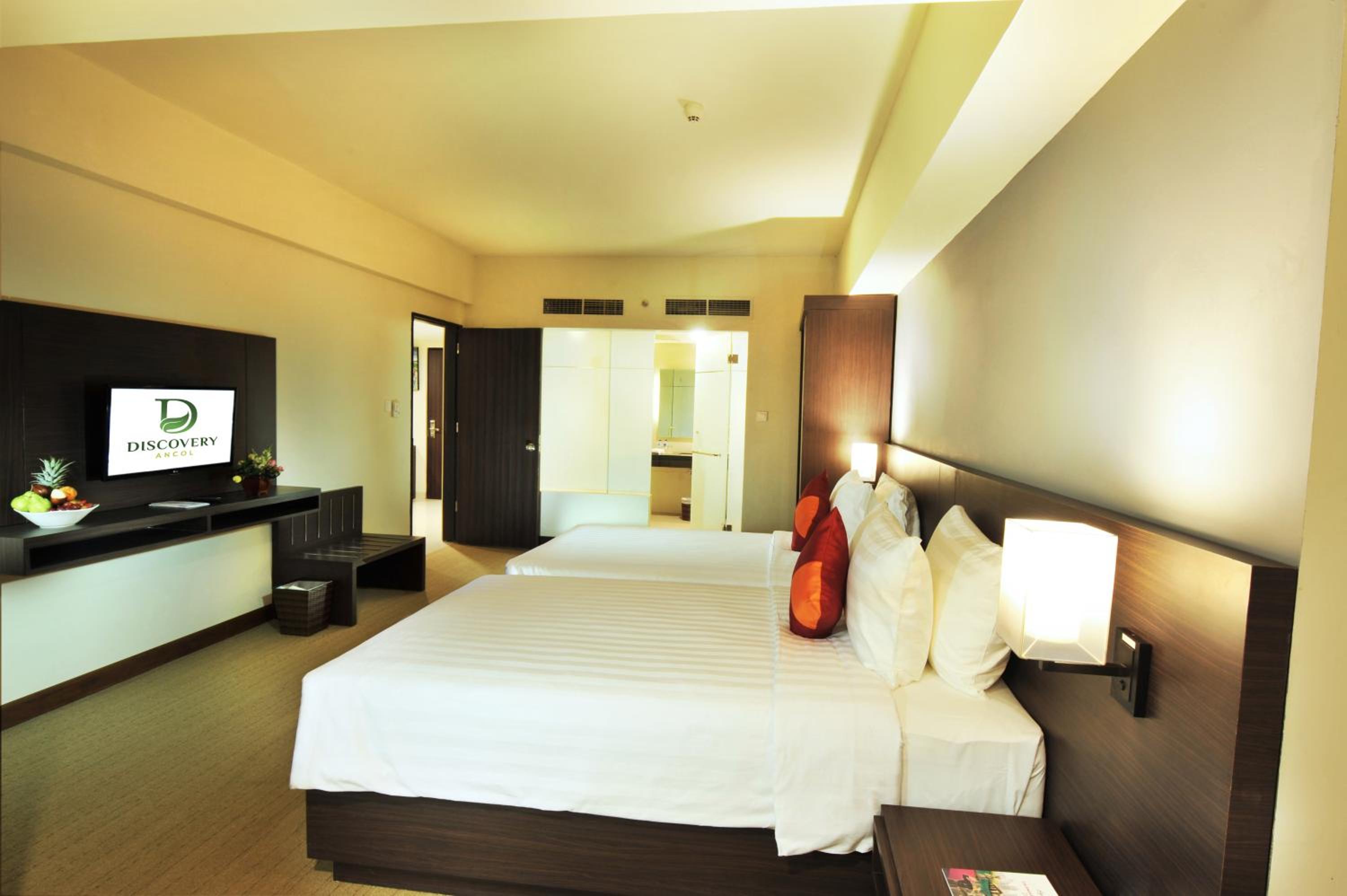 Deluxe Suite
