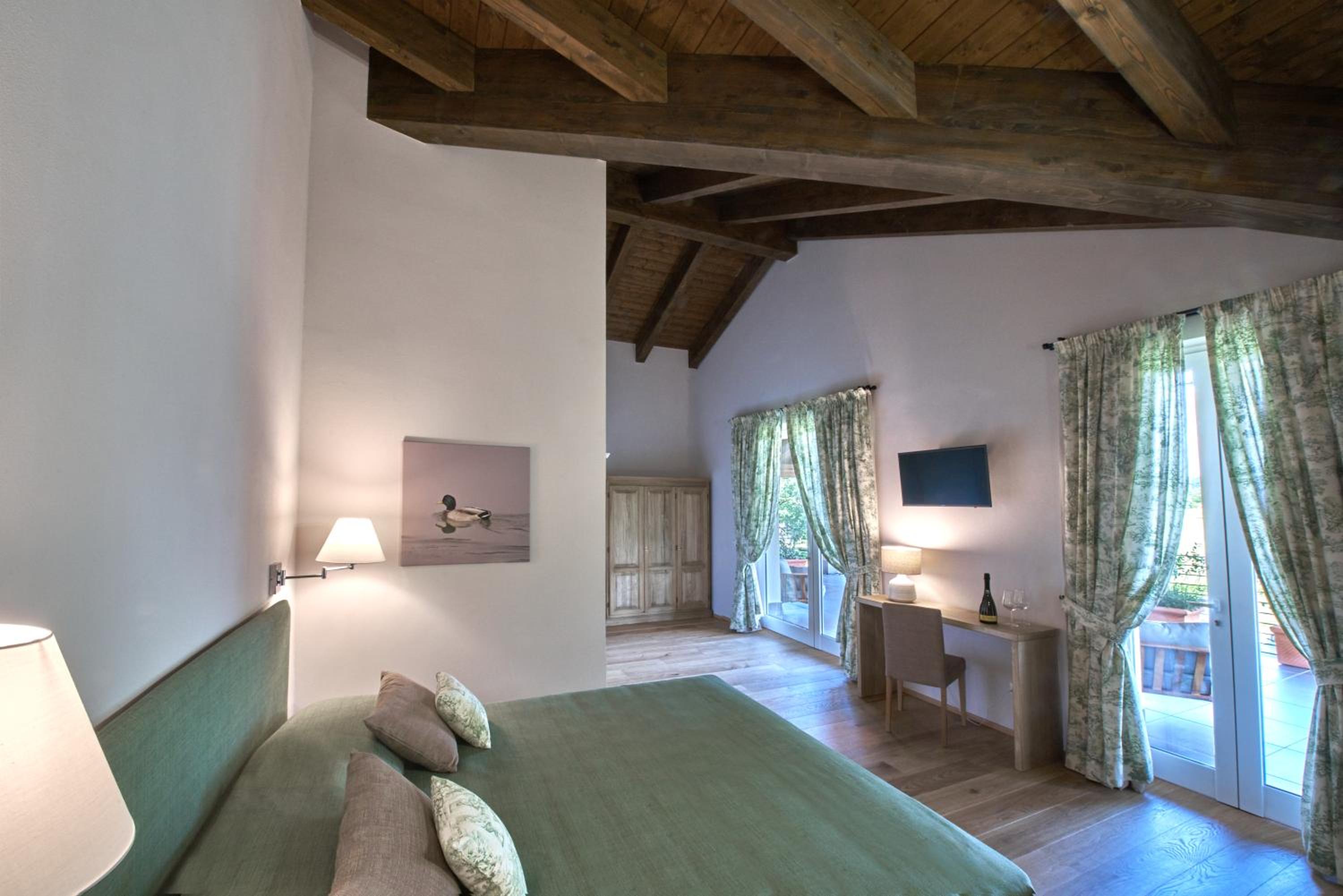 Double Room with Balcony (3 Adults)