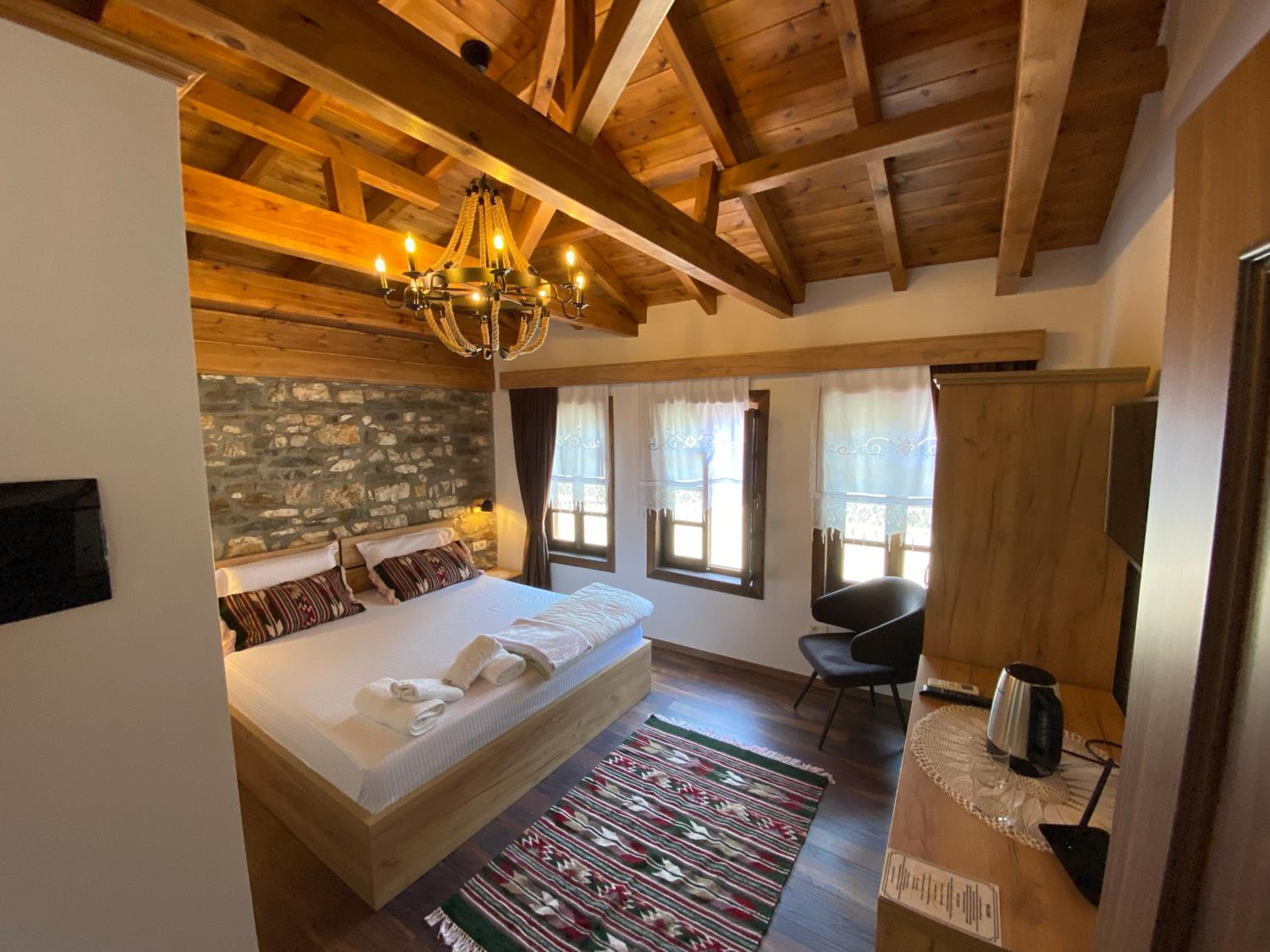 King Room with Mountain View