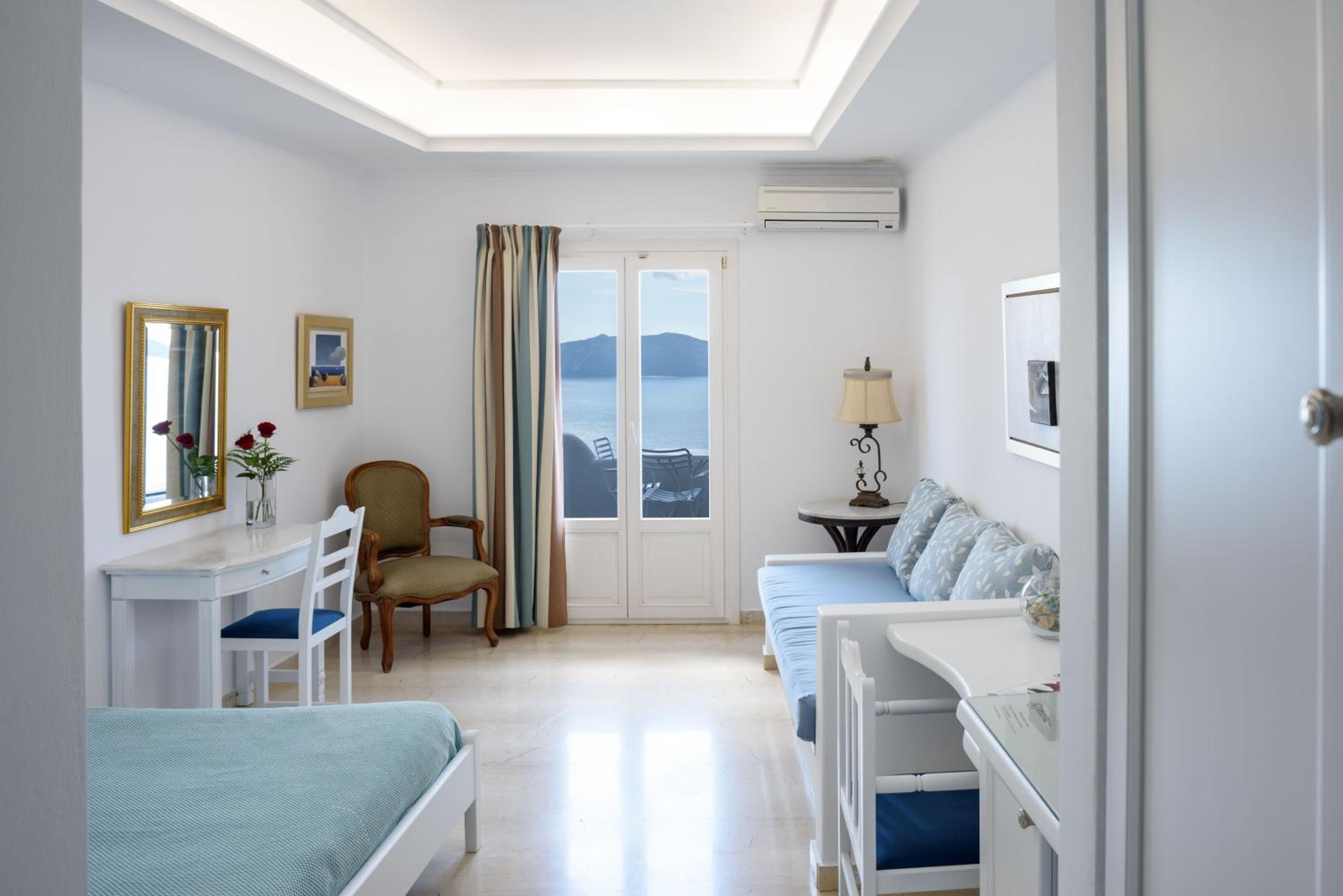 Double or Twin Room - Photo 2