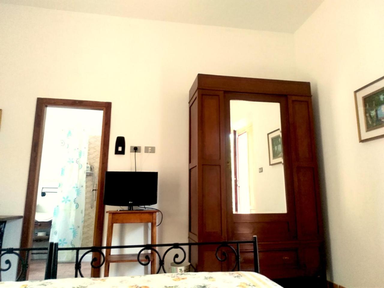Double or Twin Room photo 1