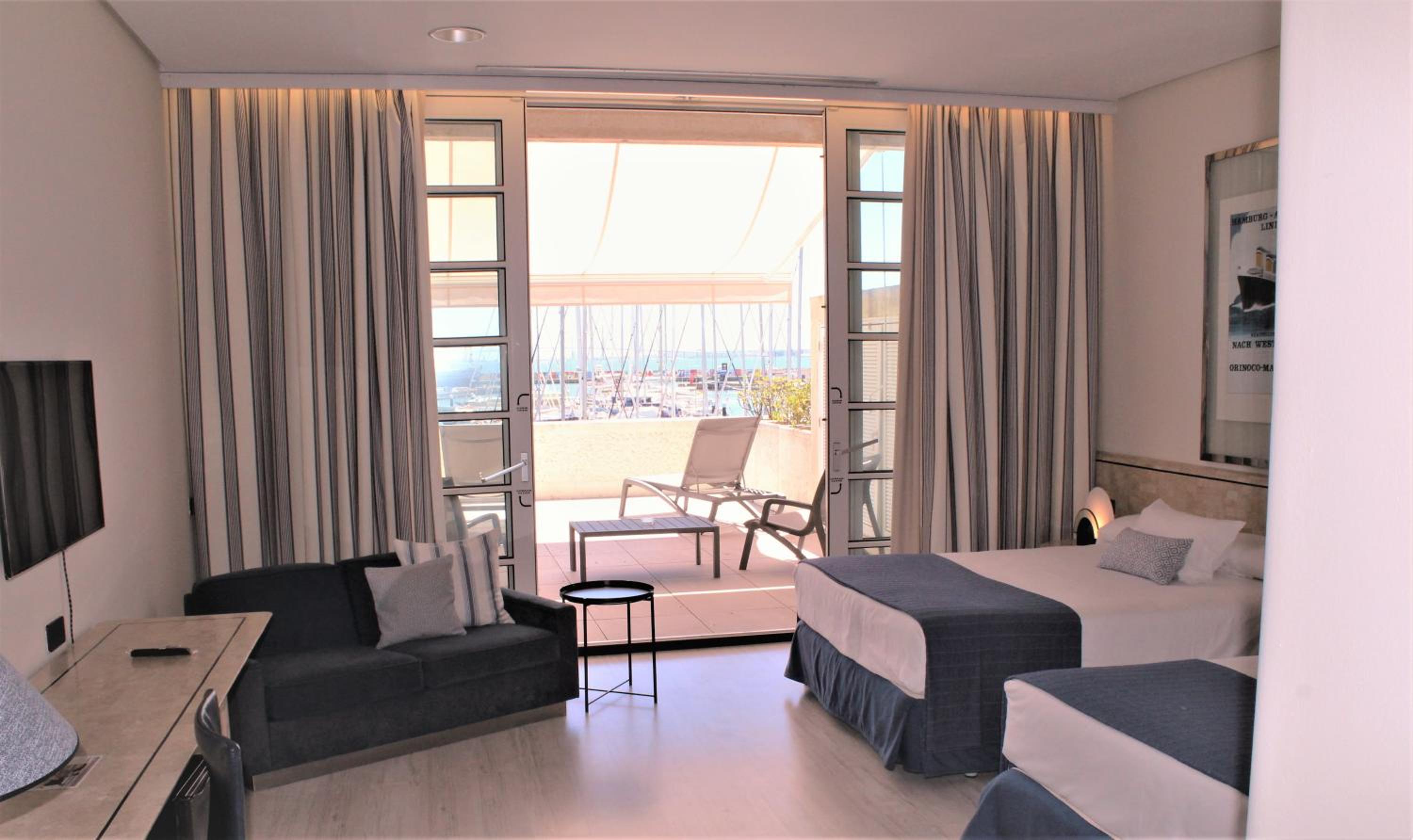 Junior Suite - Photo 1