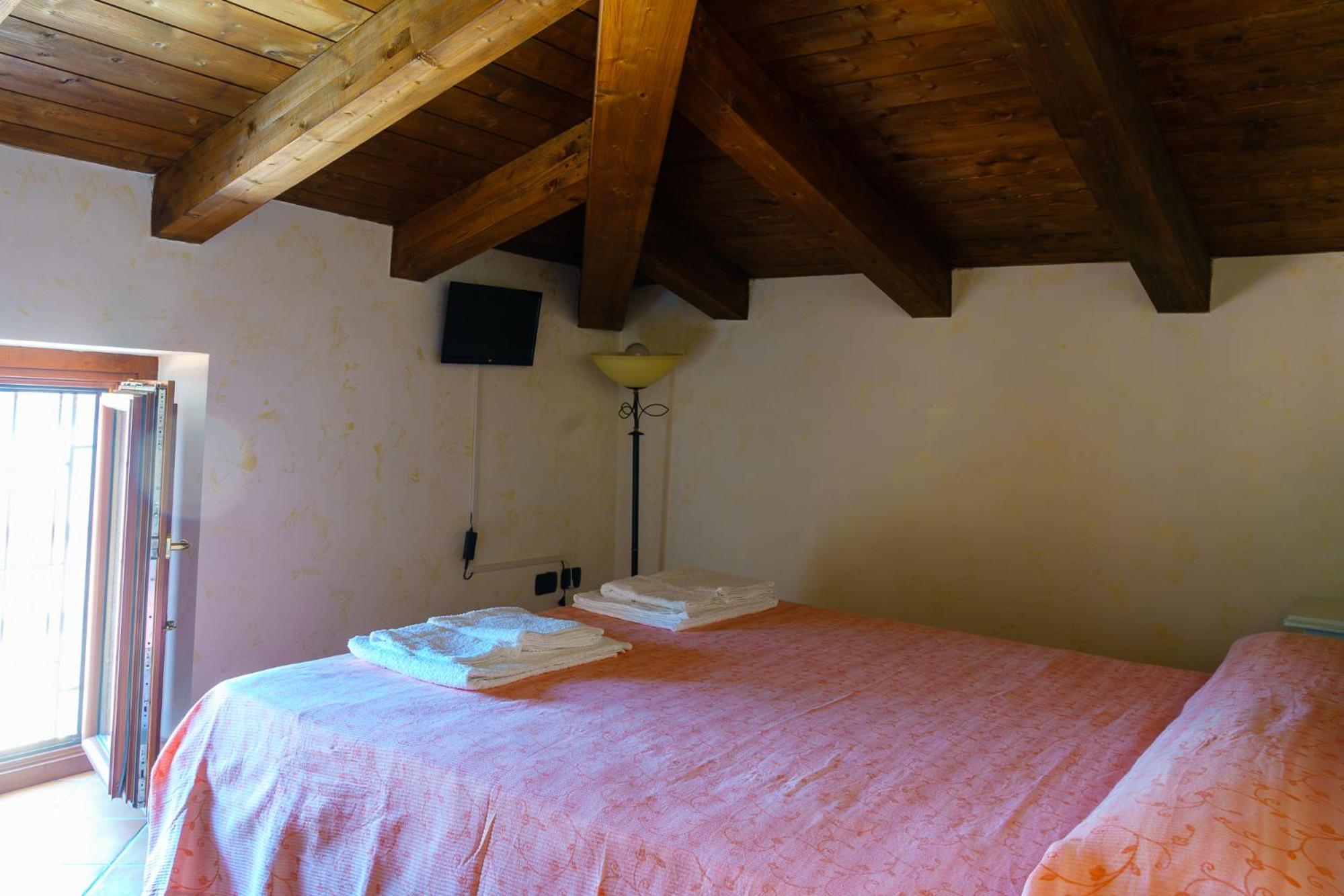 Quadruple Room - Photo 1