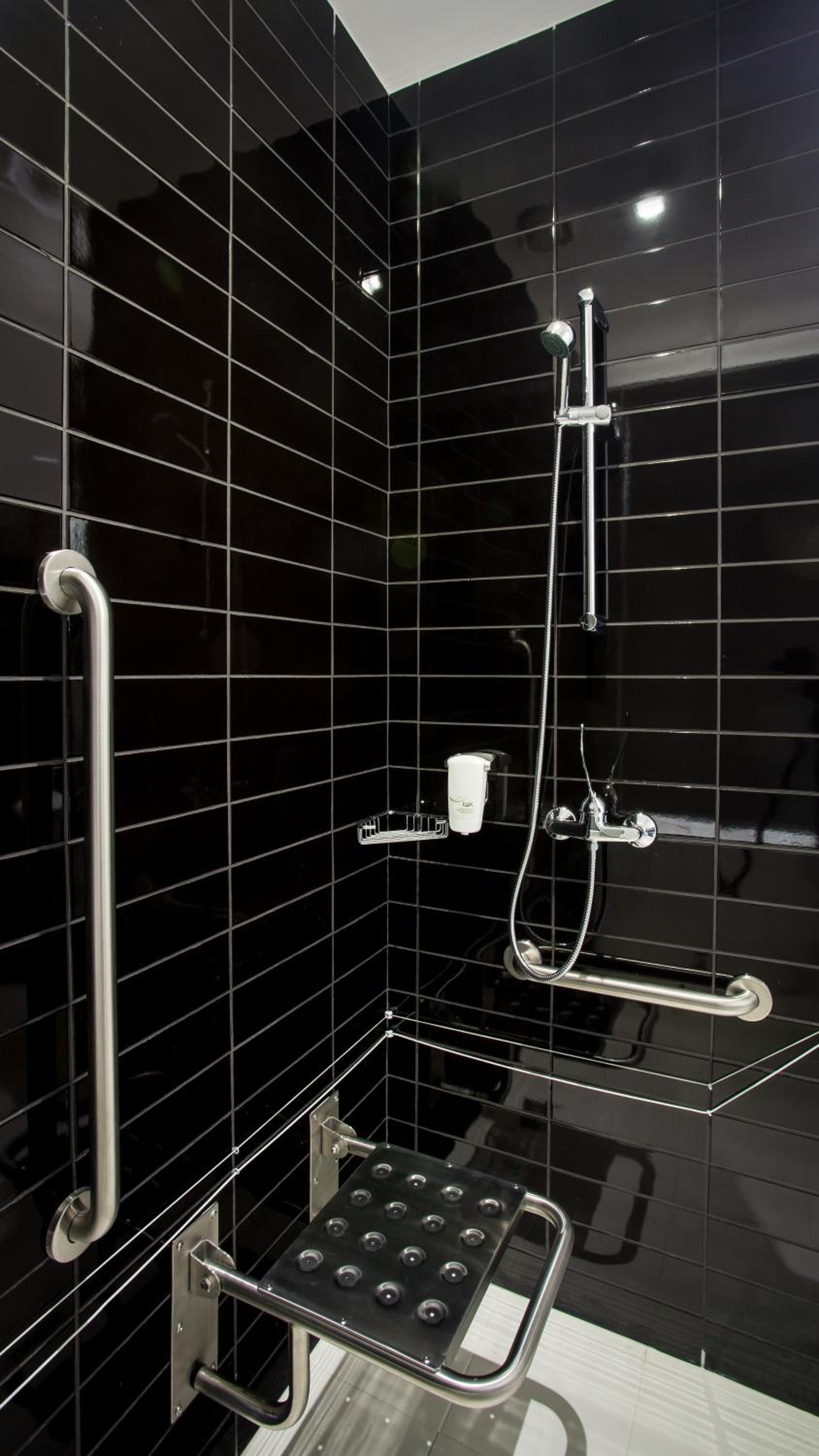 Standard Double Room with Free Breakfast - Accessible