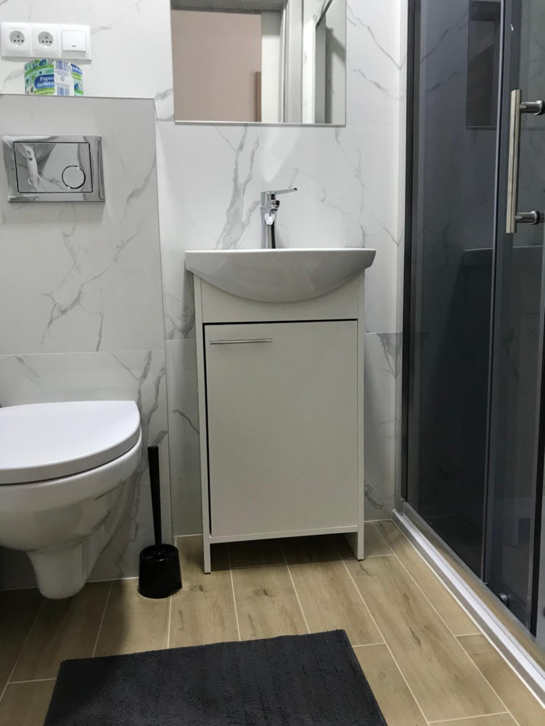Deluxe Double Room with Balcony - Photo 4