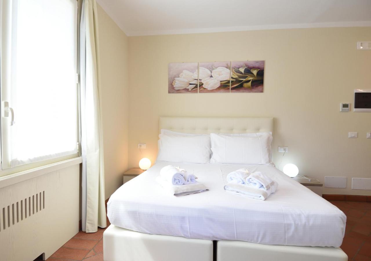 Triple Room with Garden View