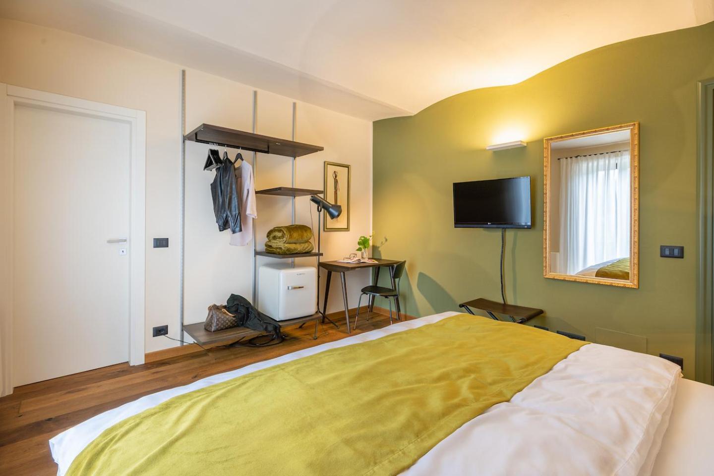 Deluxe Double Room - Photo 1