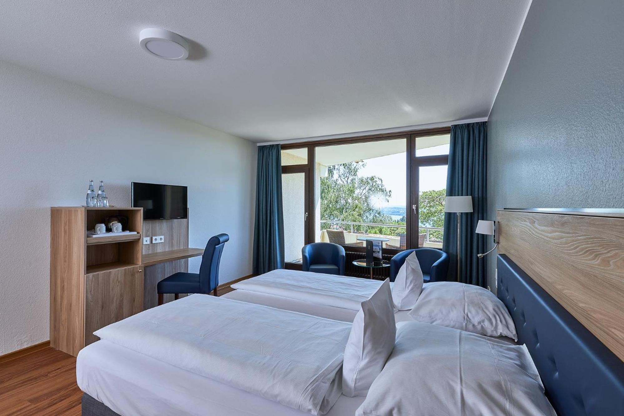 Comfort Double Room with Lake View - Photo 6