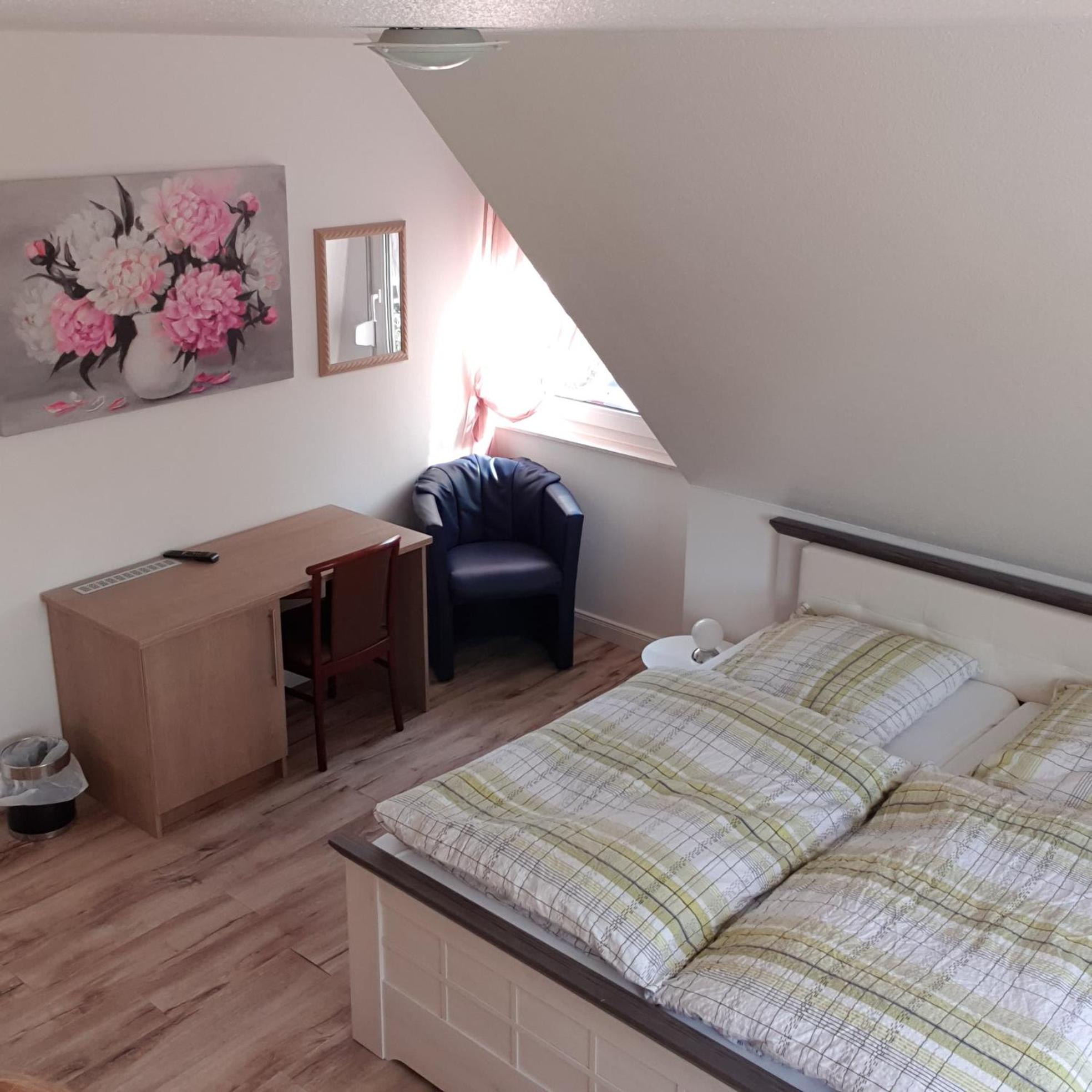 Standard Double Room photo 2
