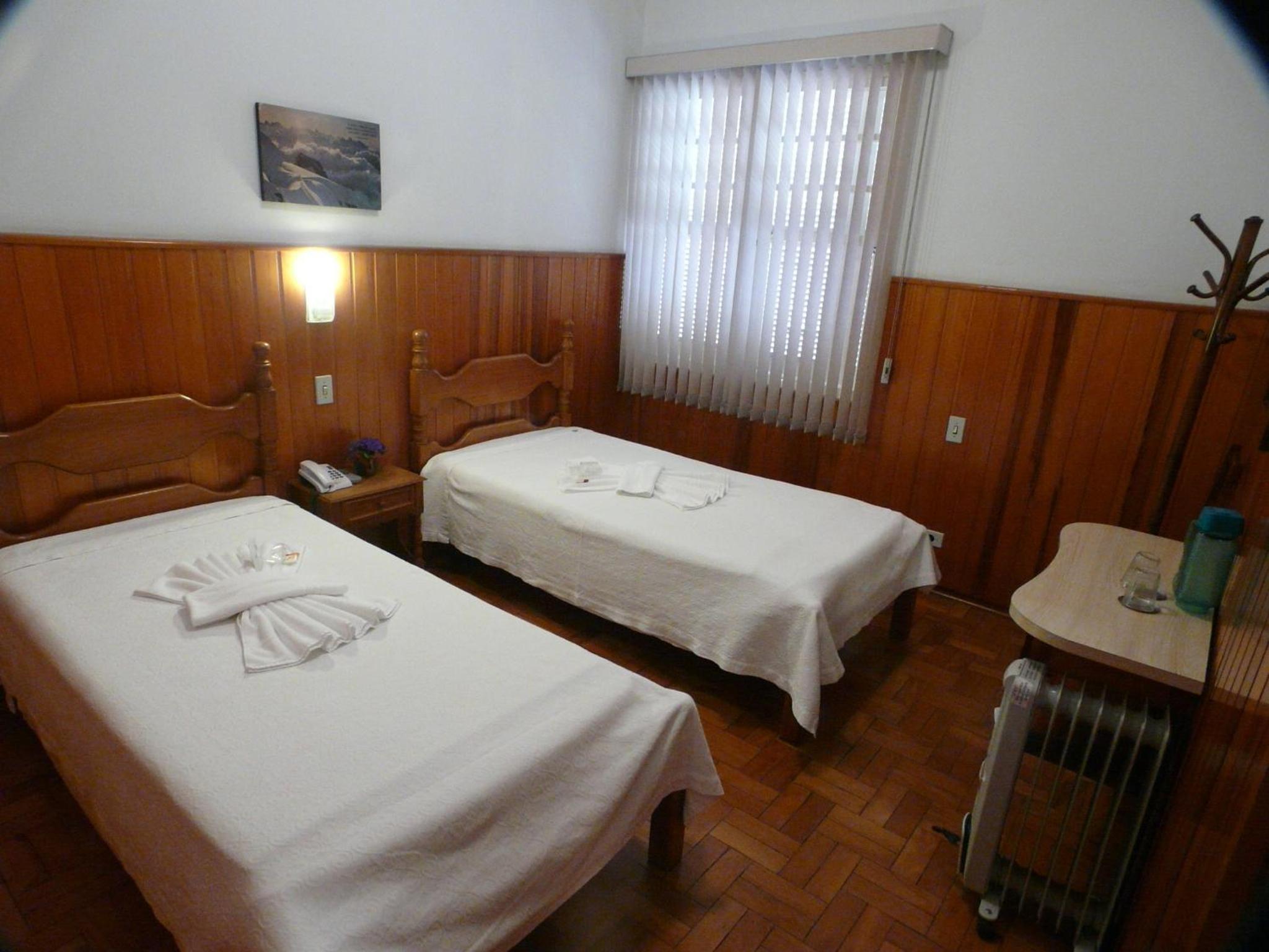 Suite (4 Adults) photo 3