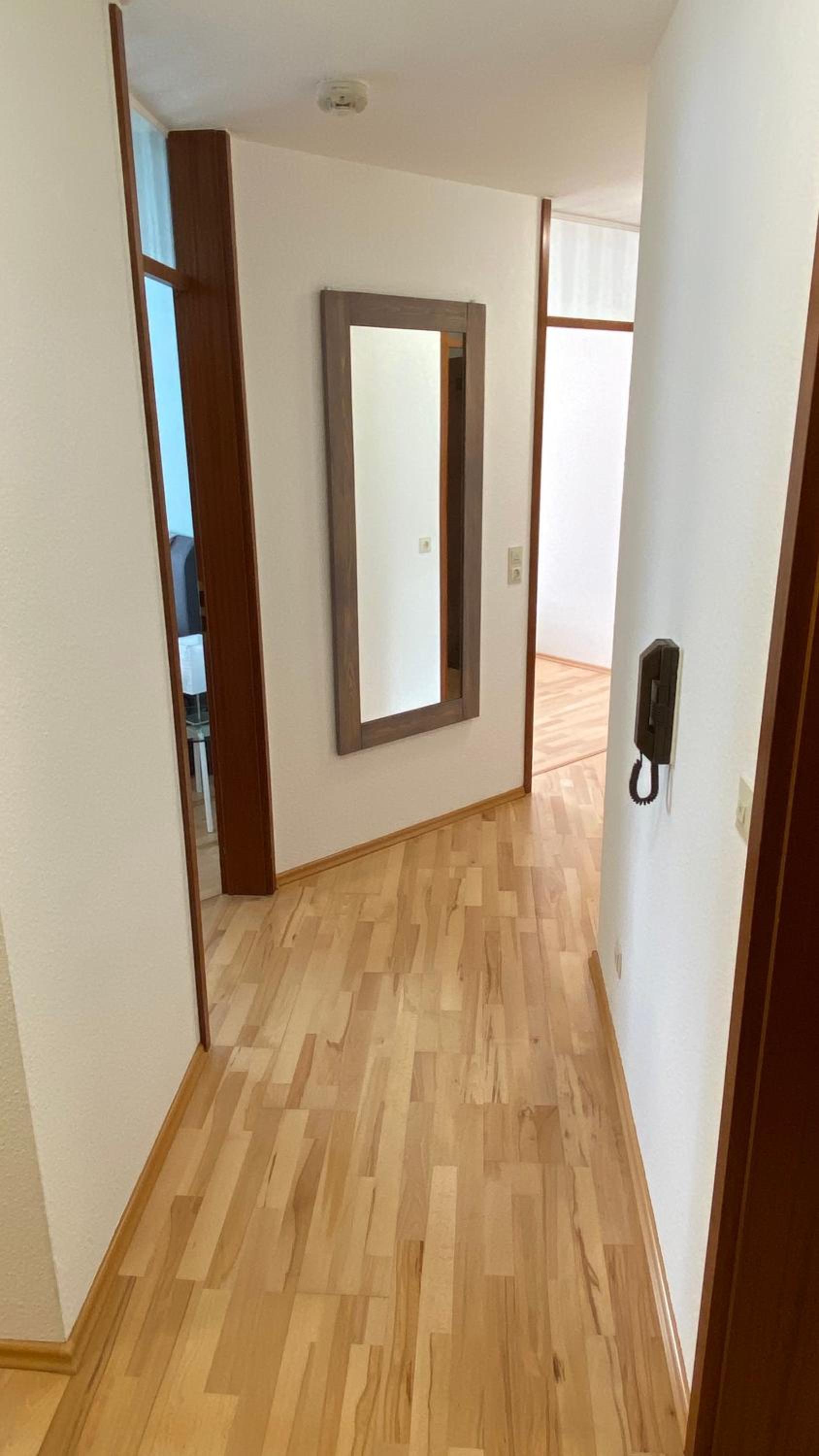 Apartment with Terrace - Photo 5
