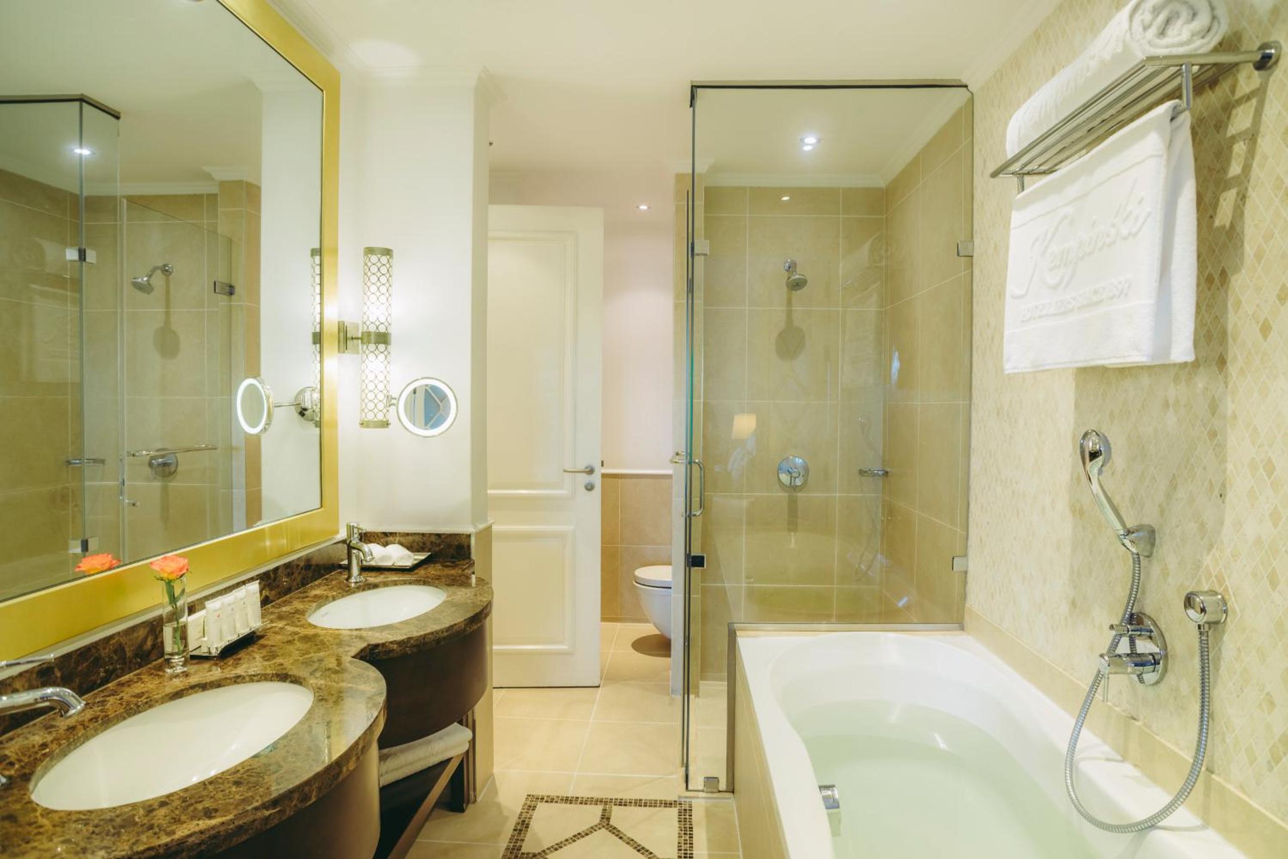 Balcony Deluxe Twin Room