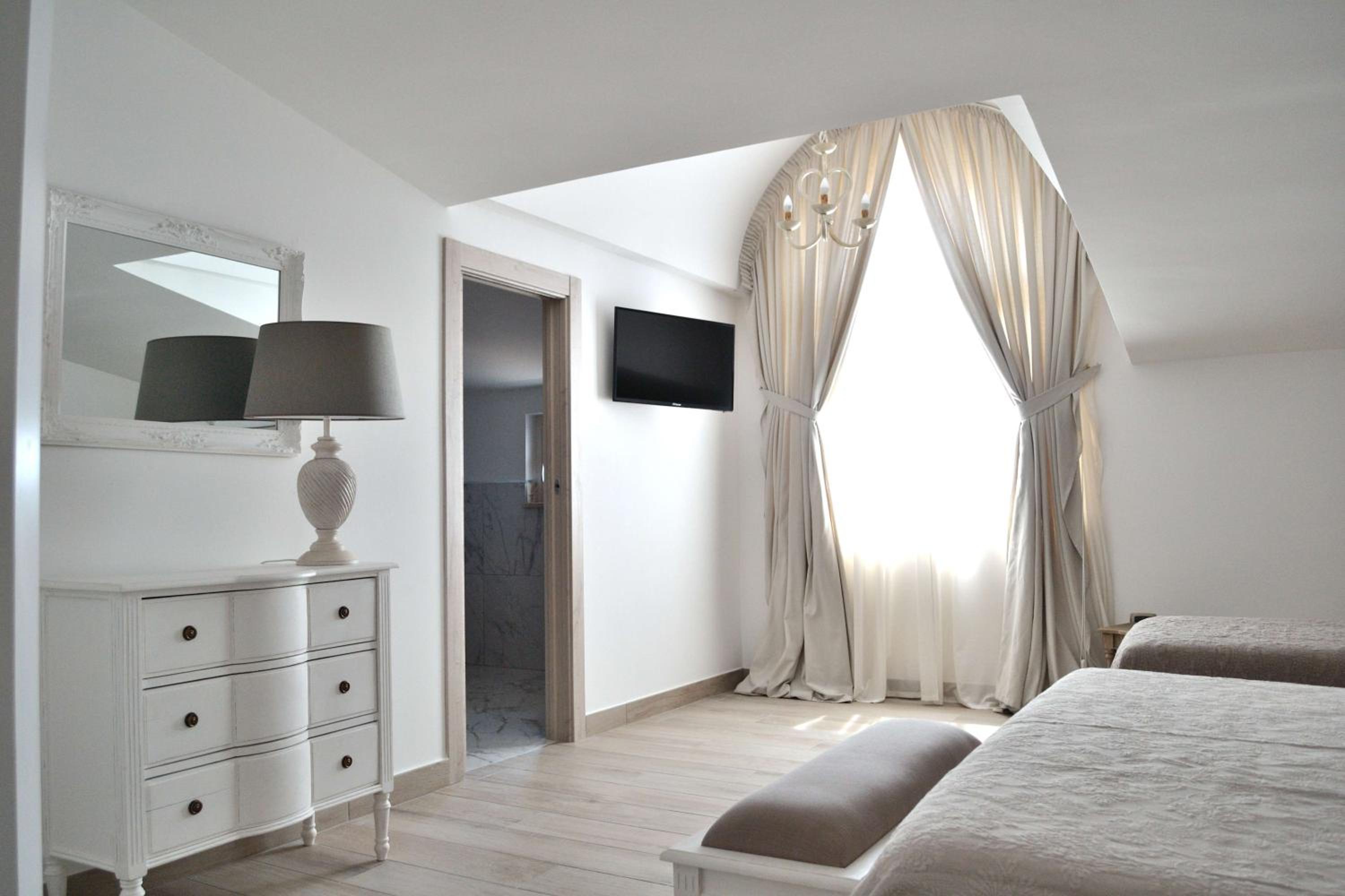 Deluxe Triple Room photo 1