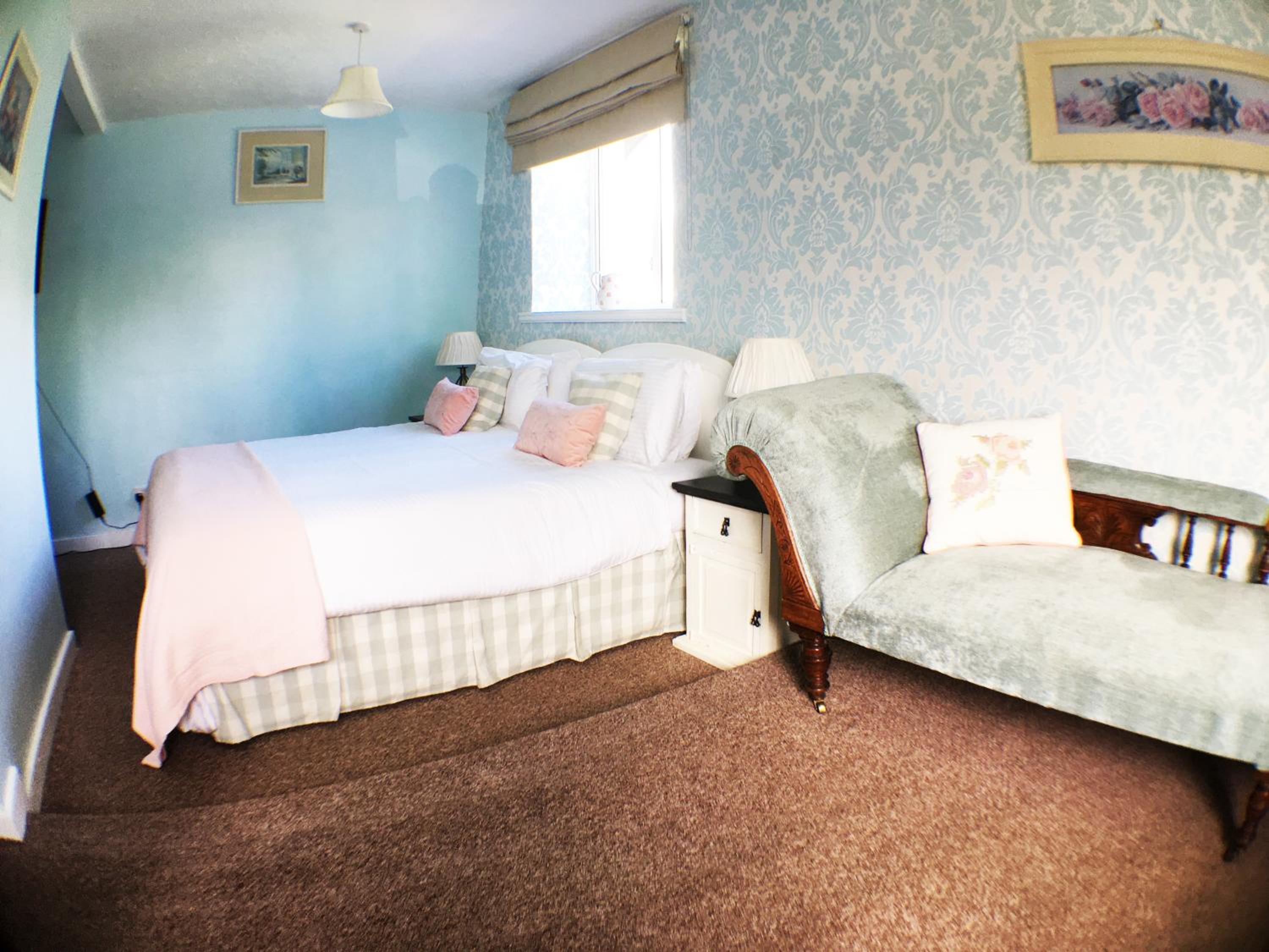 Superior Double or Twin Room - Photo 7