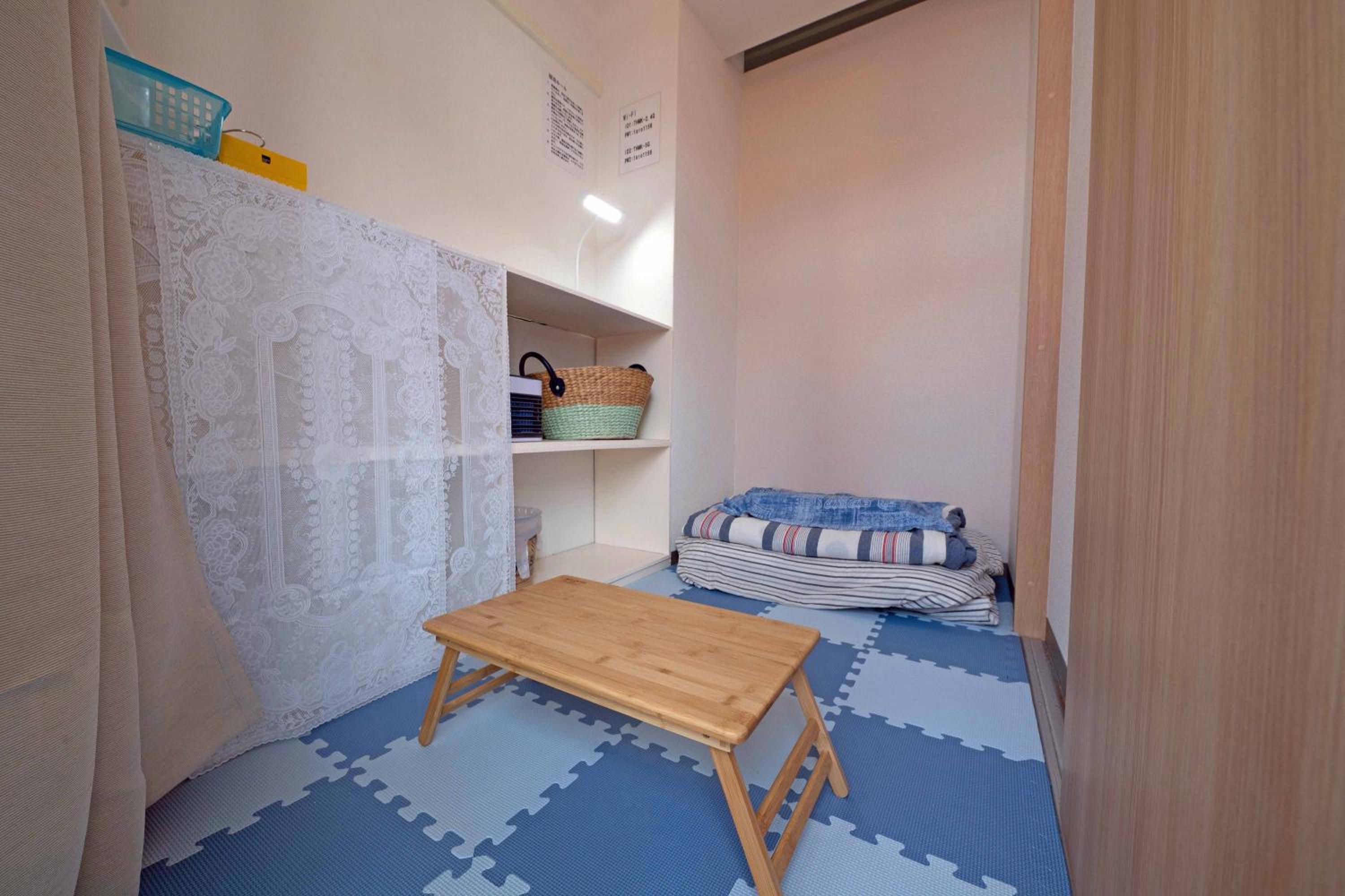 Single Room with Shared Toilet photo 1