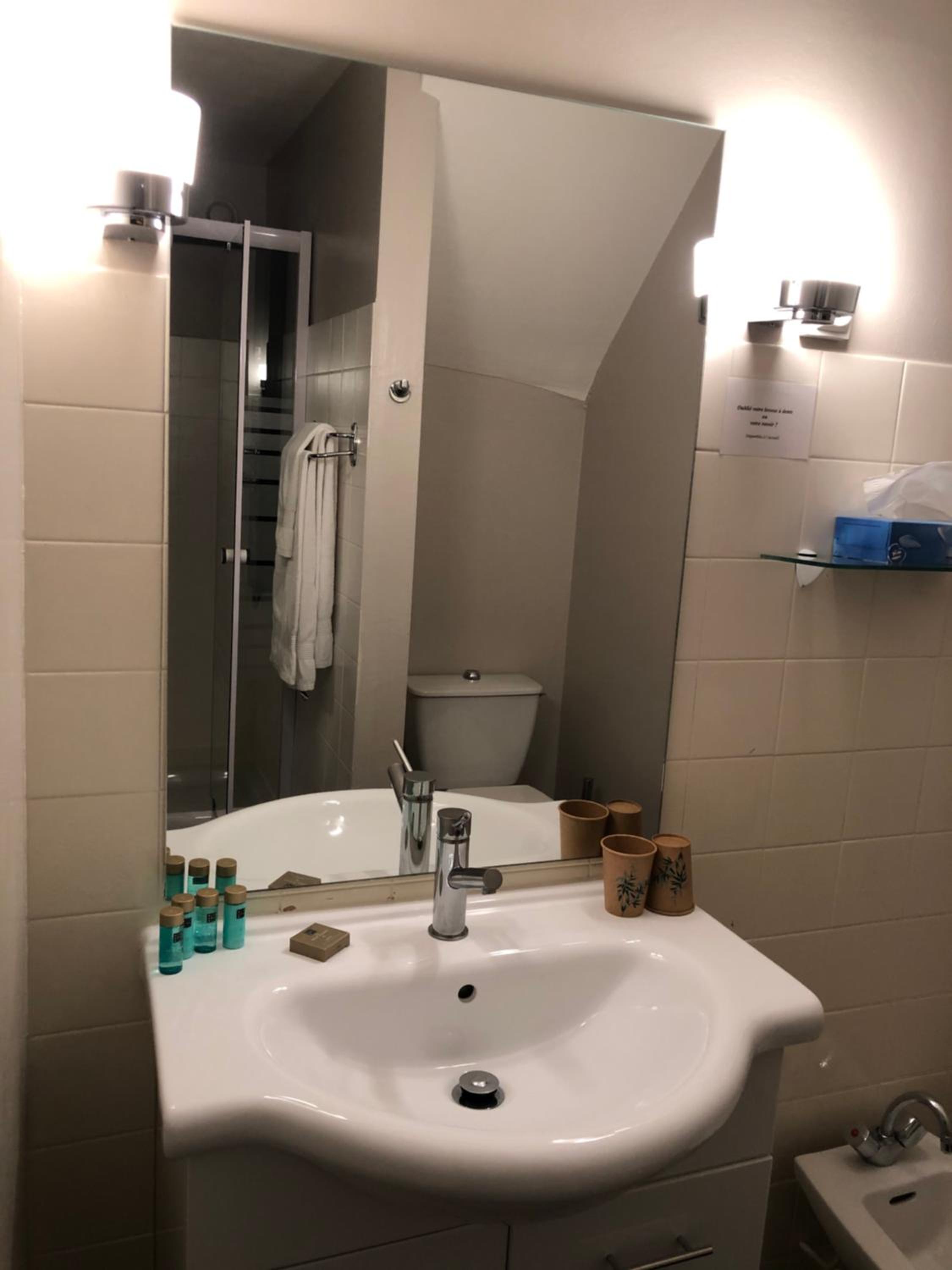 Standard Double Room photo 2