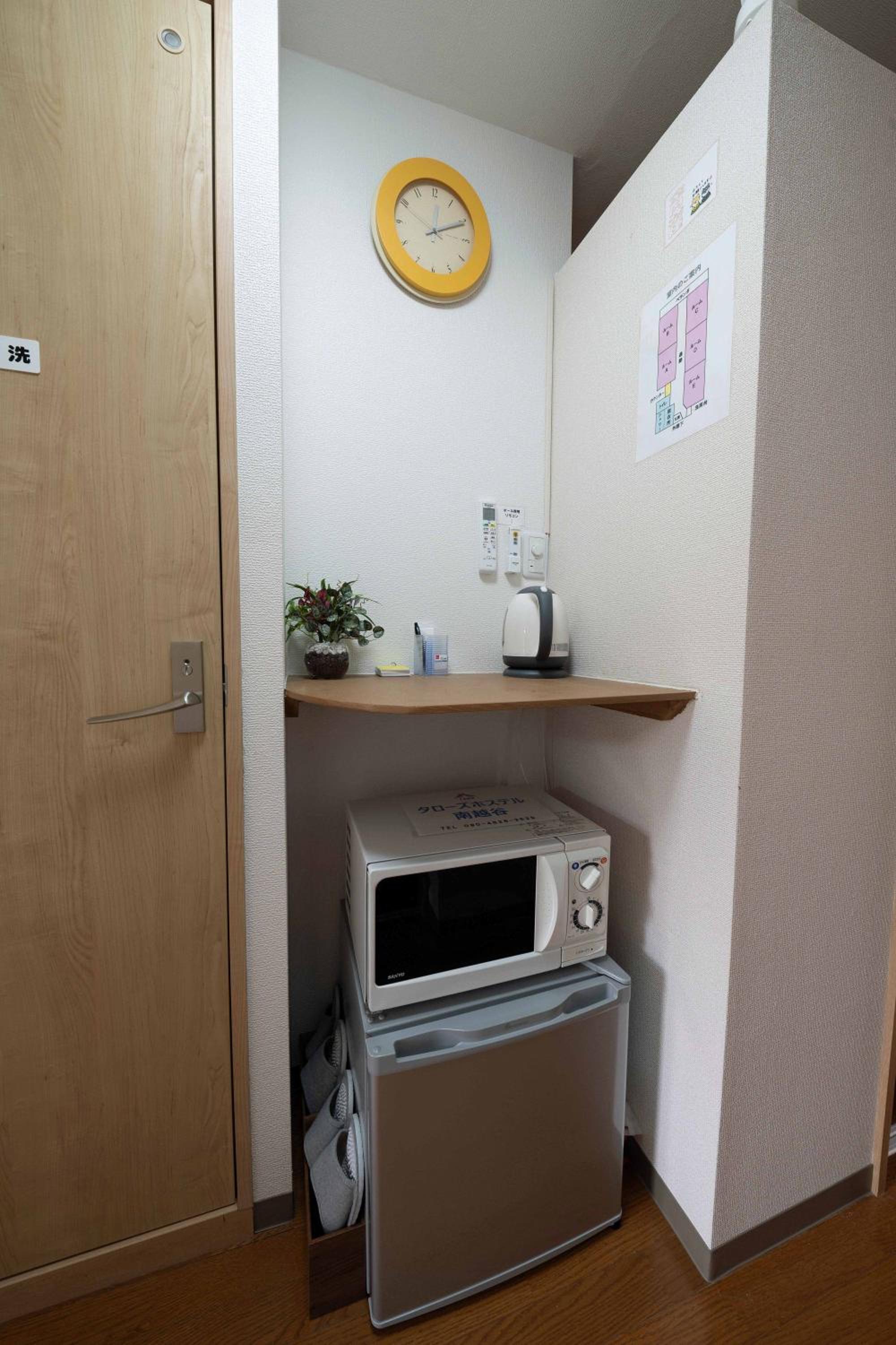 Single Room with Shared Toilet photo 3