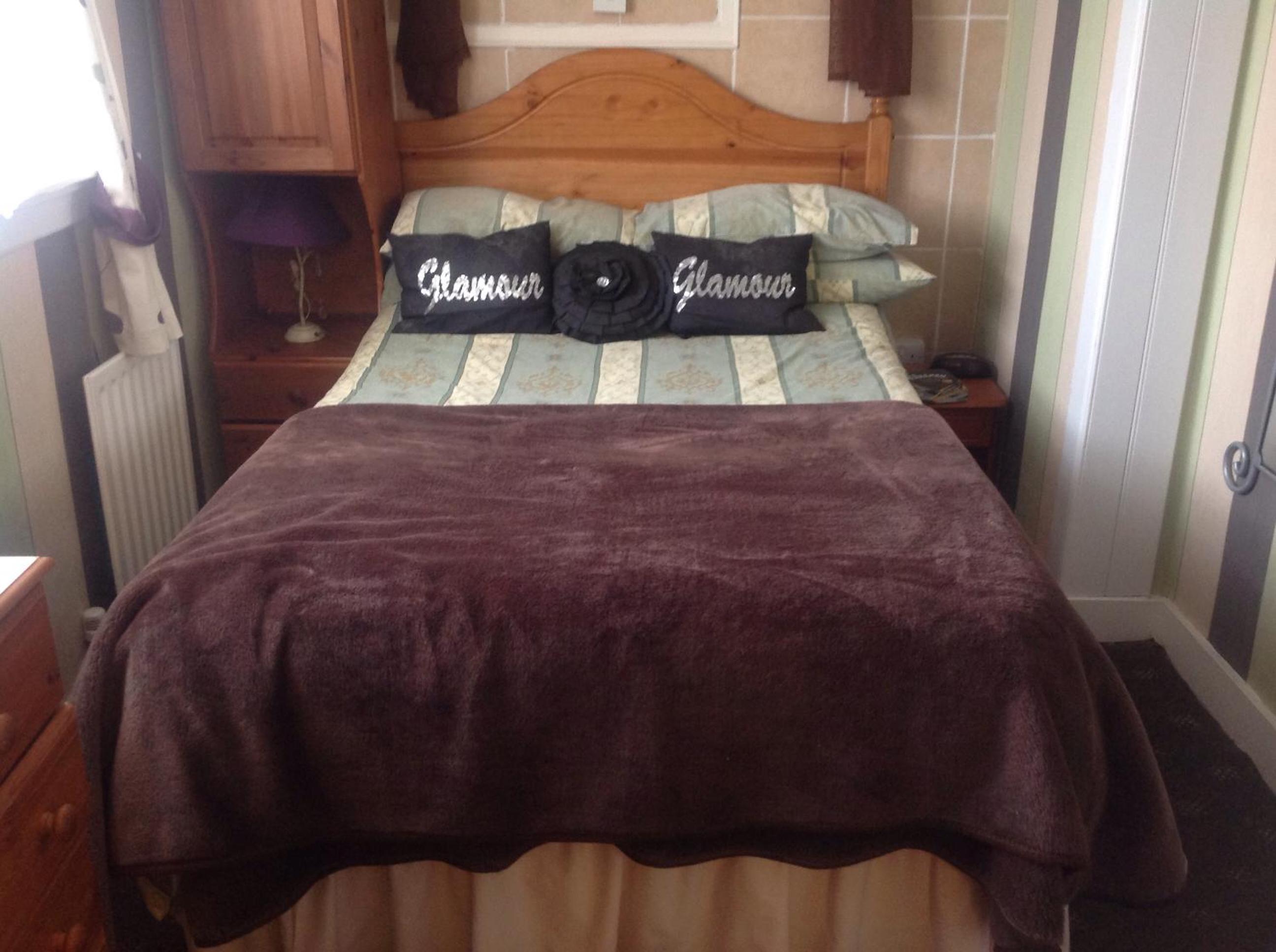 Single Room with Shower - Second Floor photo 1