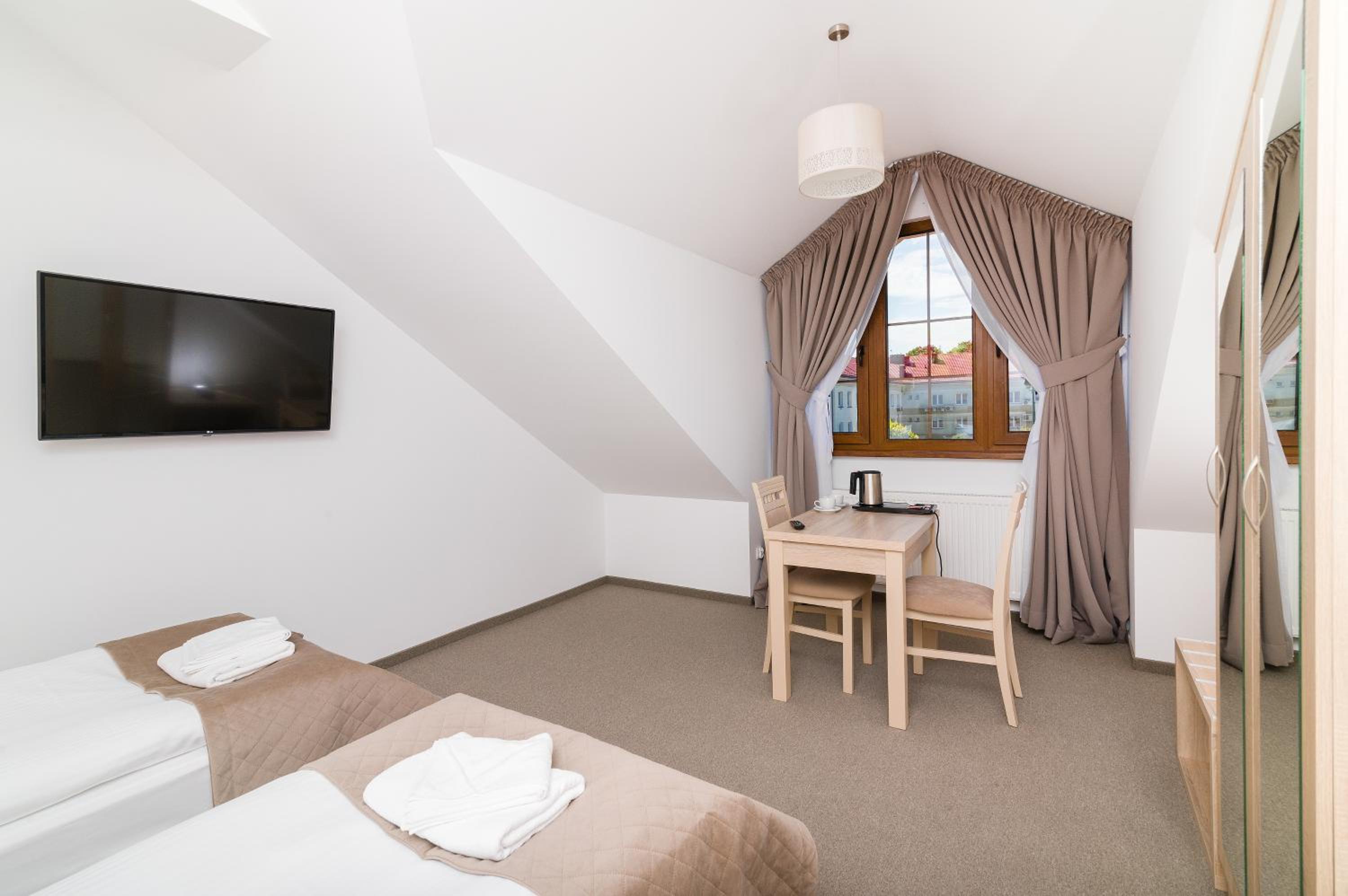Double Room - Photo 1