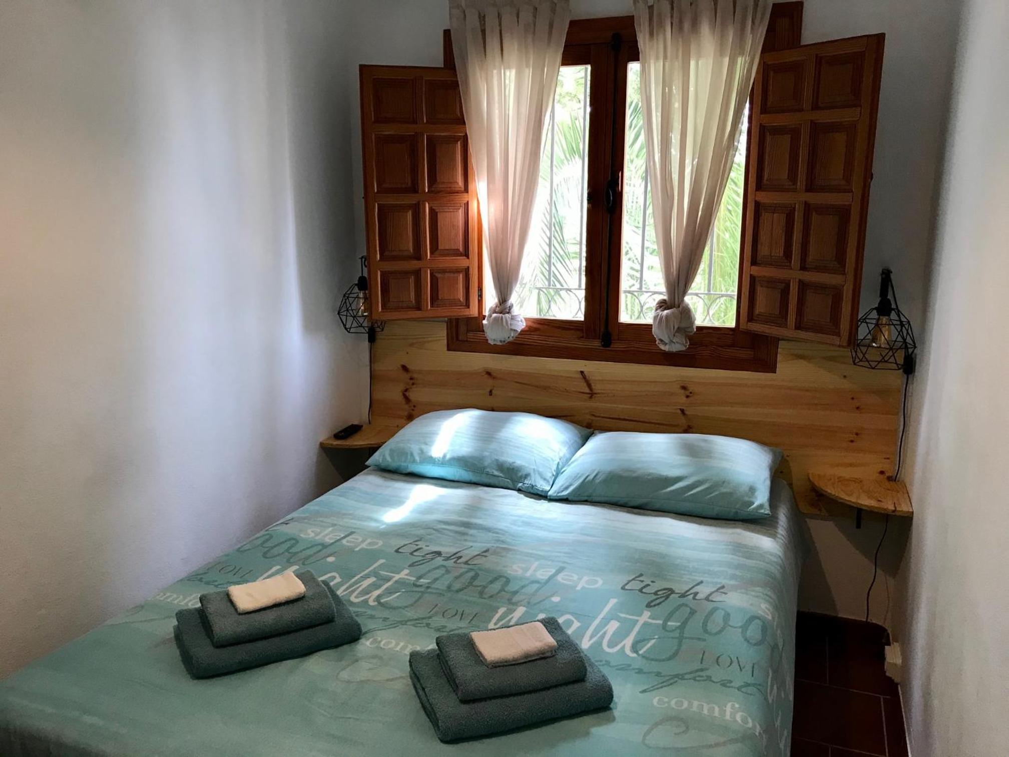 Habitación Doble con Baño Privado