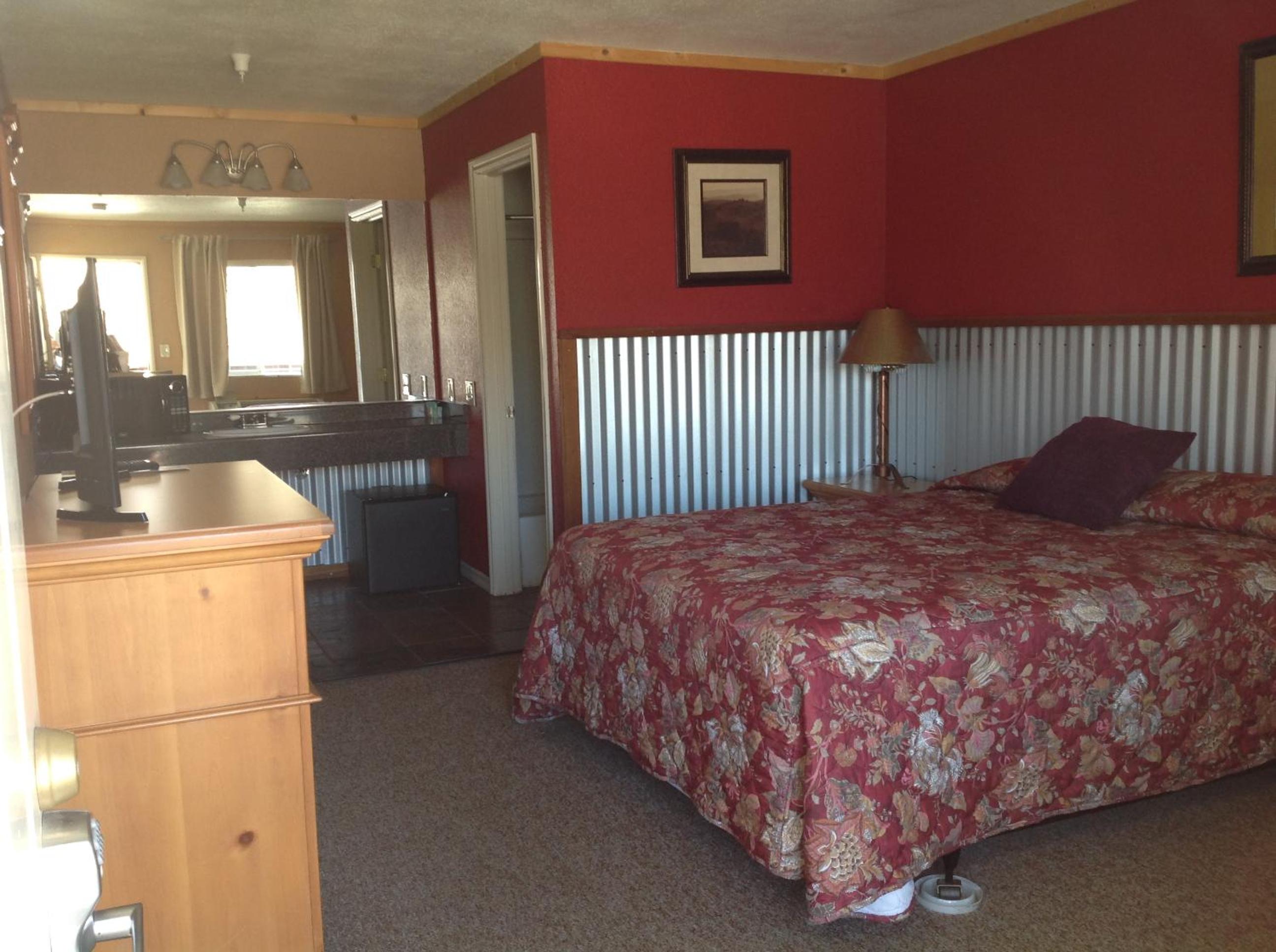 Queen Room photo 3