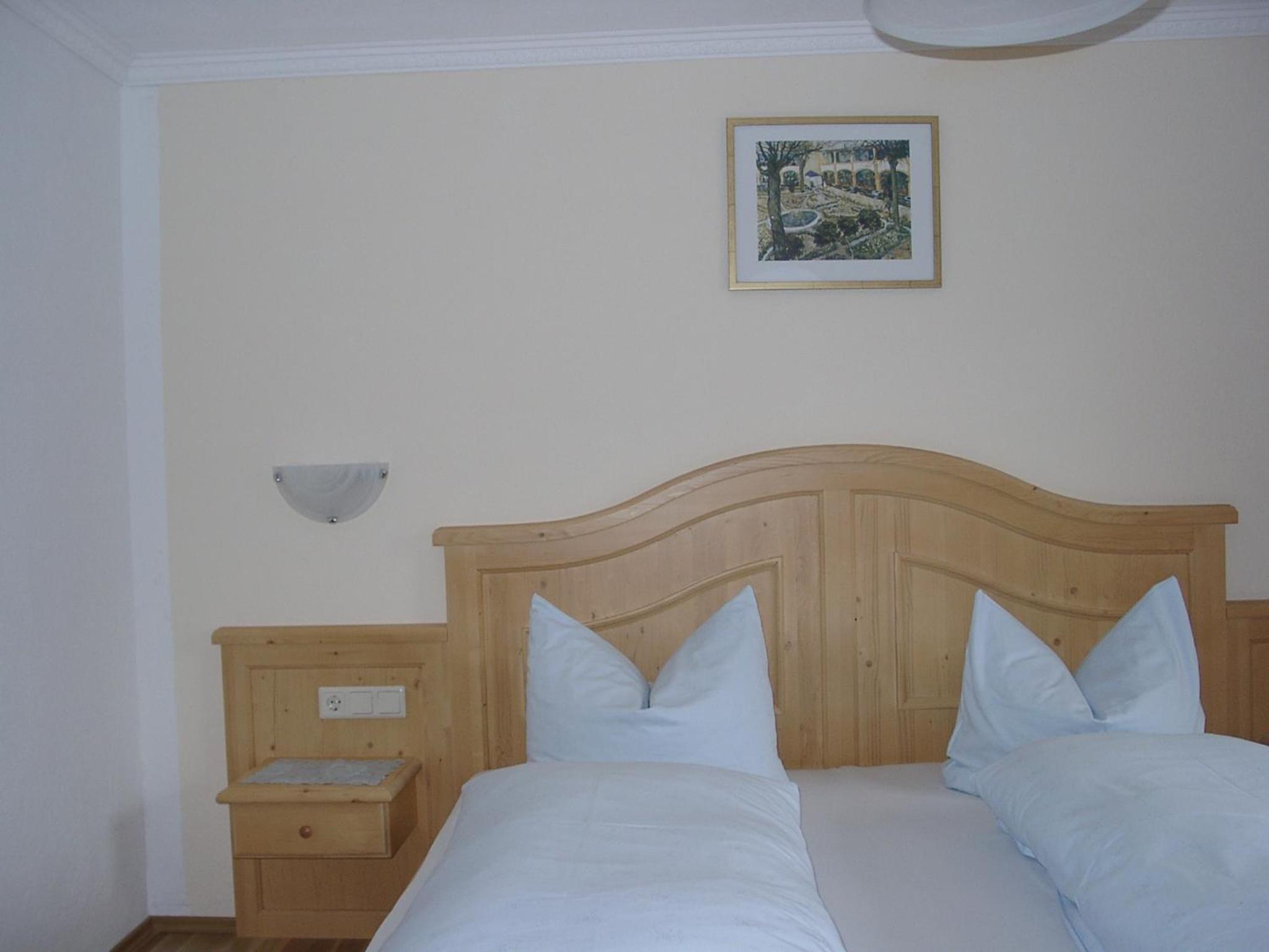 Three-Bedroom Apartment with Balcony photo 1