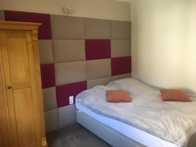 Small Single Room