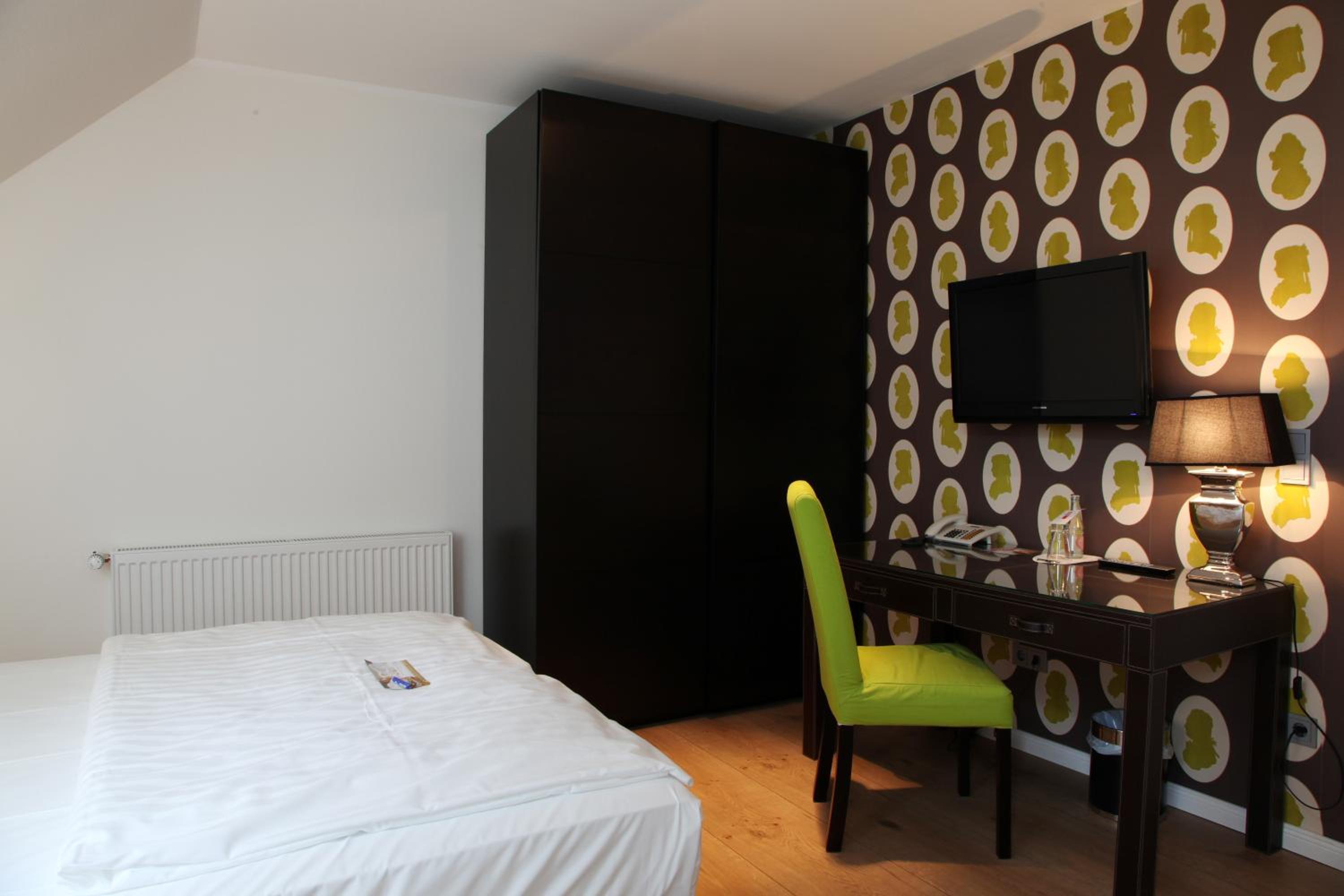 Superior Queen Room - Photo 3