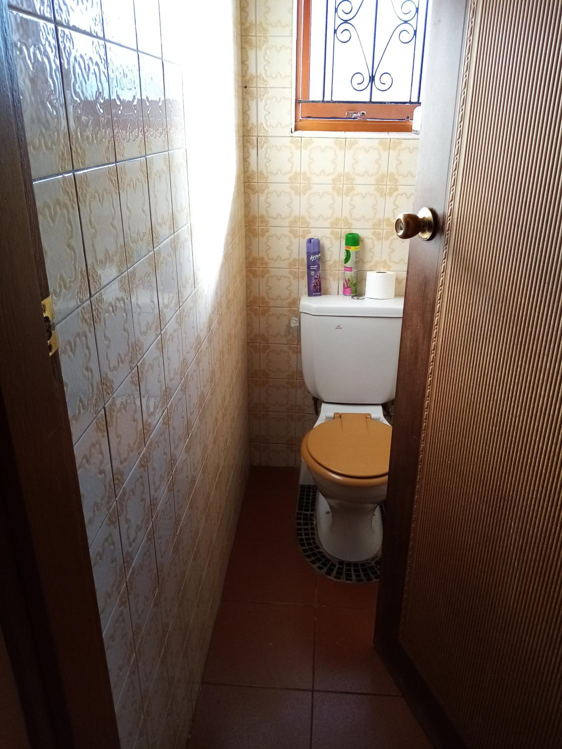Twin Room - Photo 5