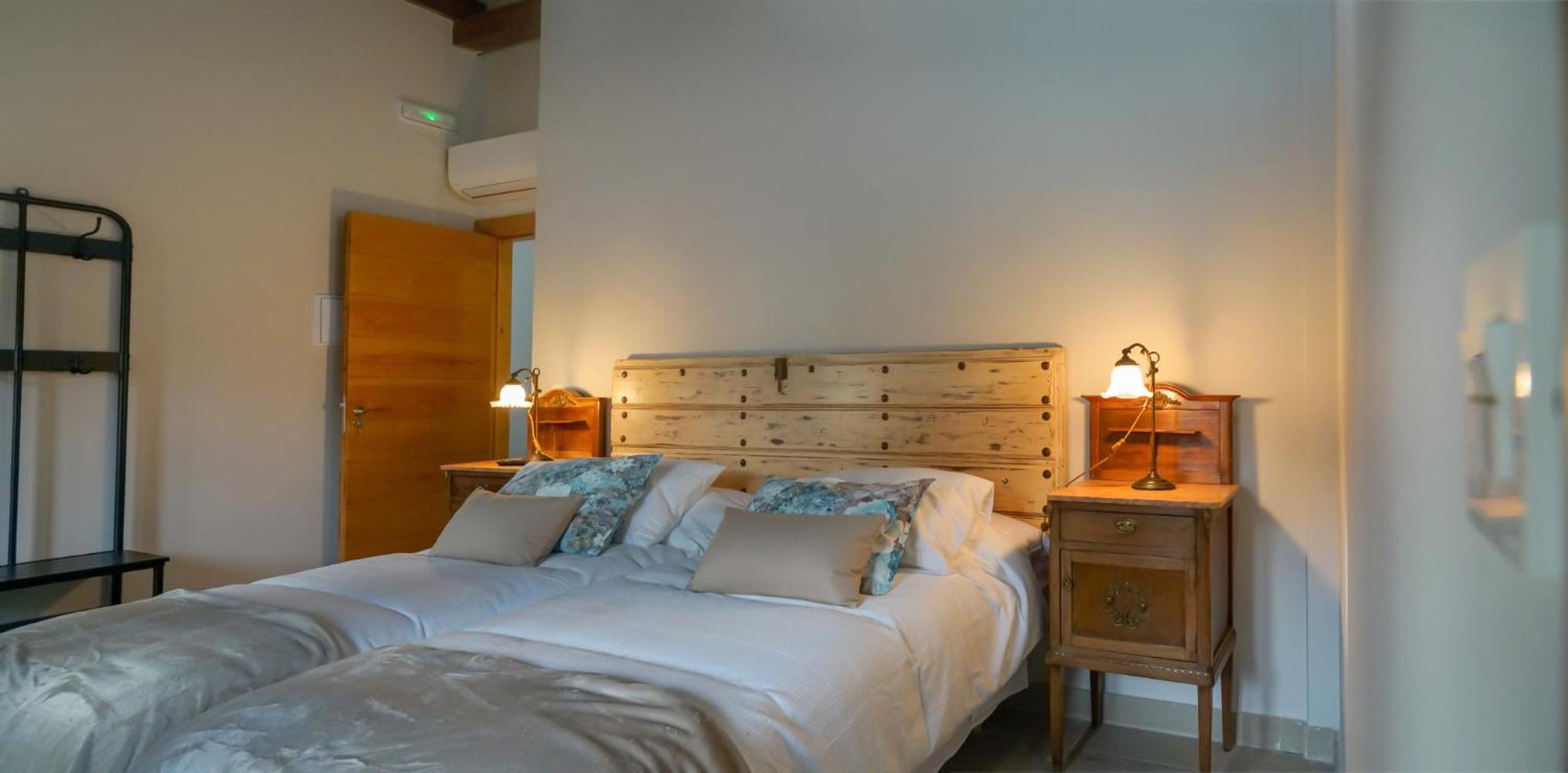 Double or Twin Room - Photo 3