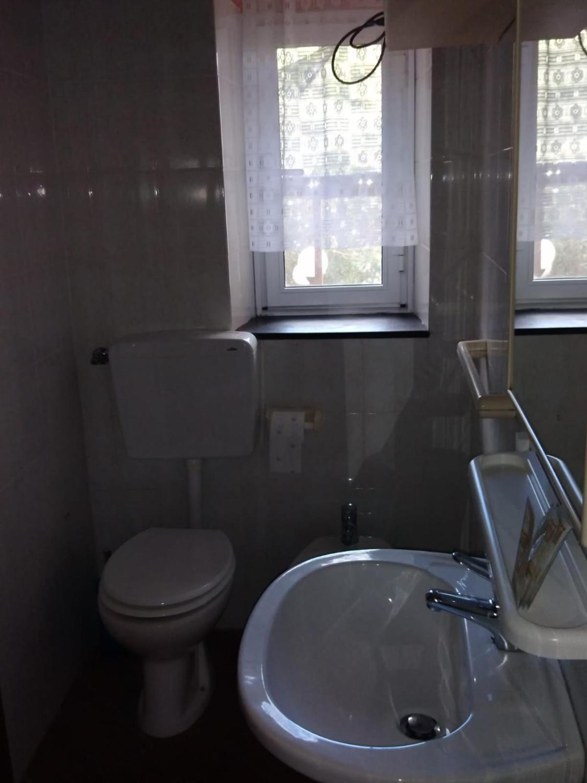 One-Bedroom Apartment - Photo 14