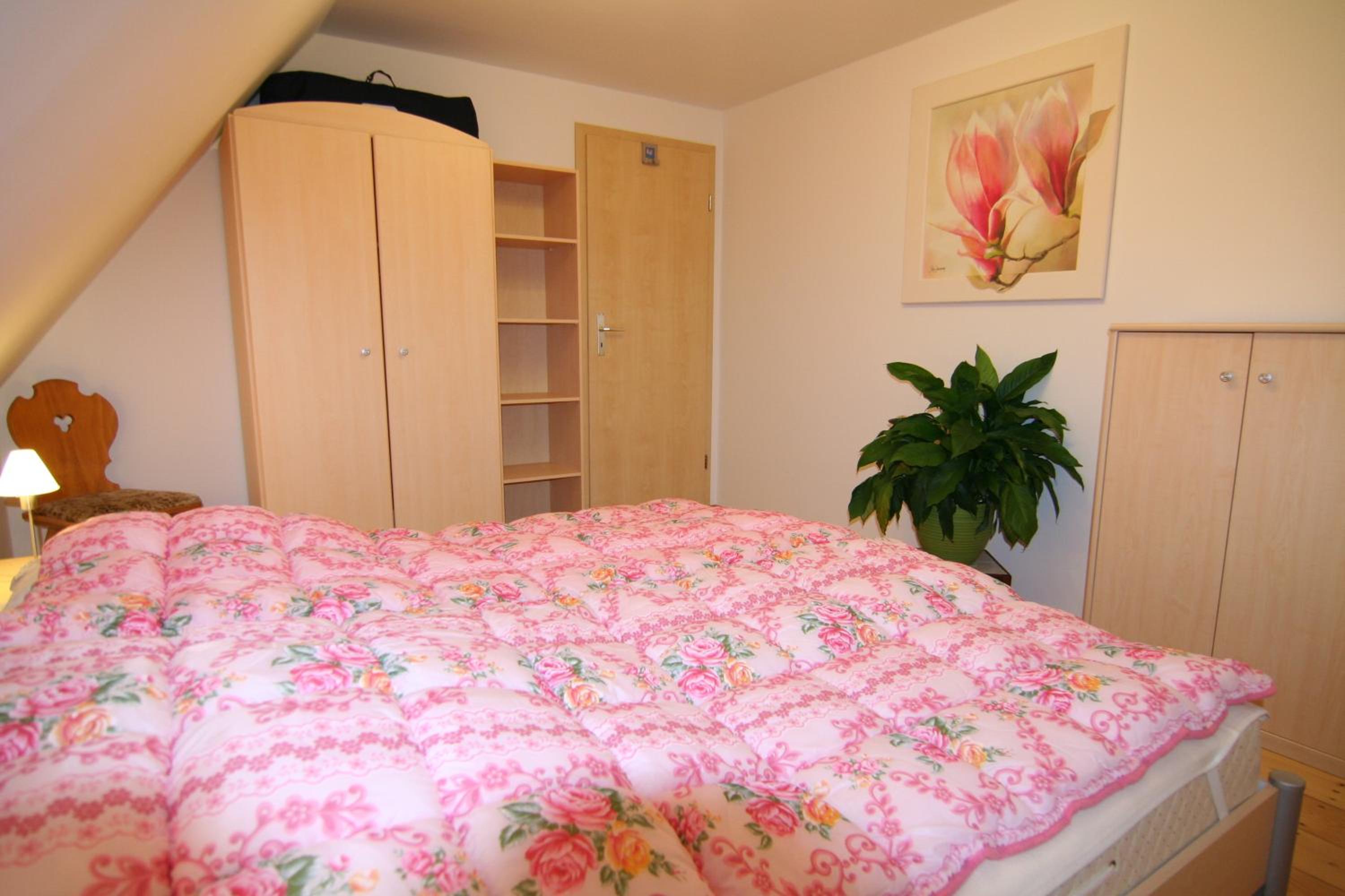 Two-Bedroom Holiday House photo 3