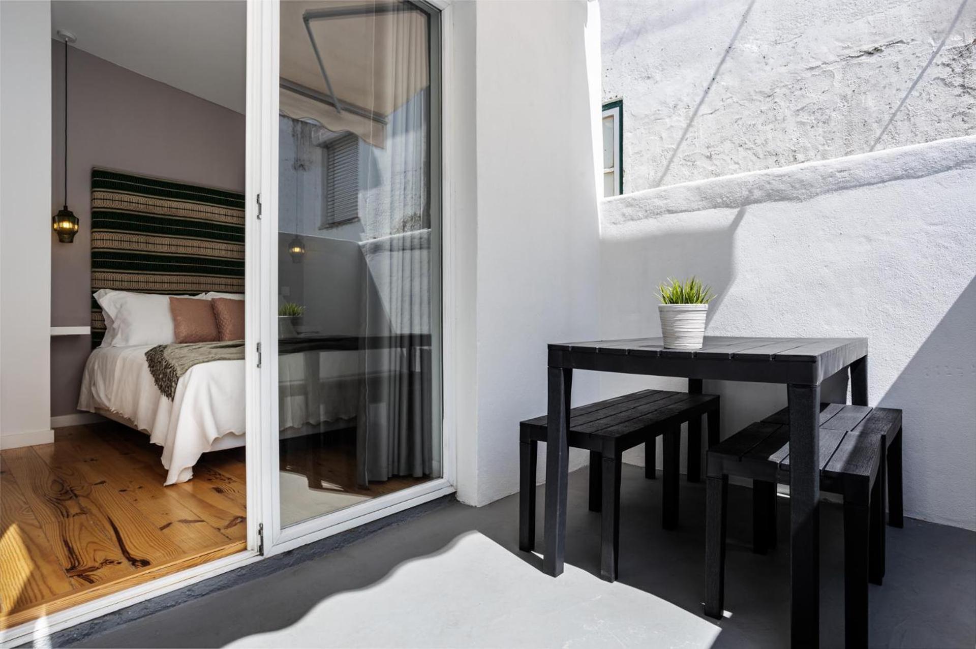 Two-Bedroom House - Photo 13
