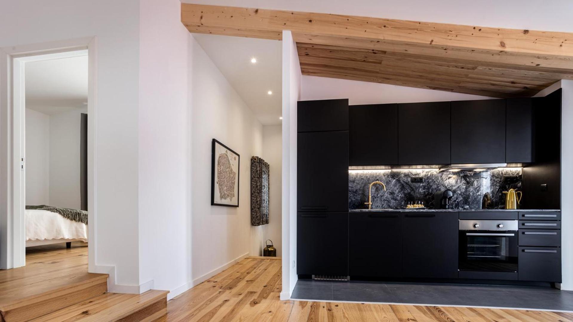 Two-Bedroom House - Photo 6