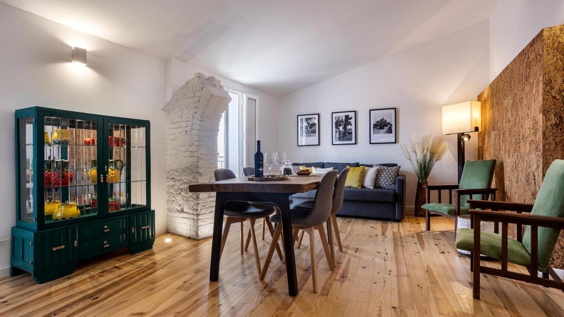 Two-Bedroom House - Photo 1